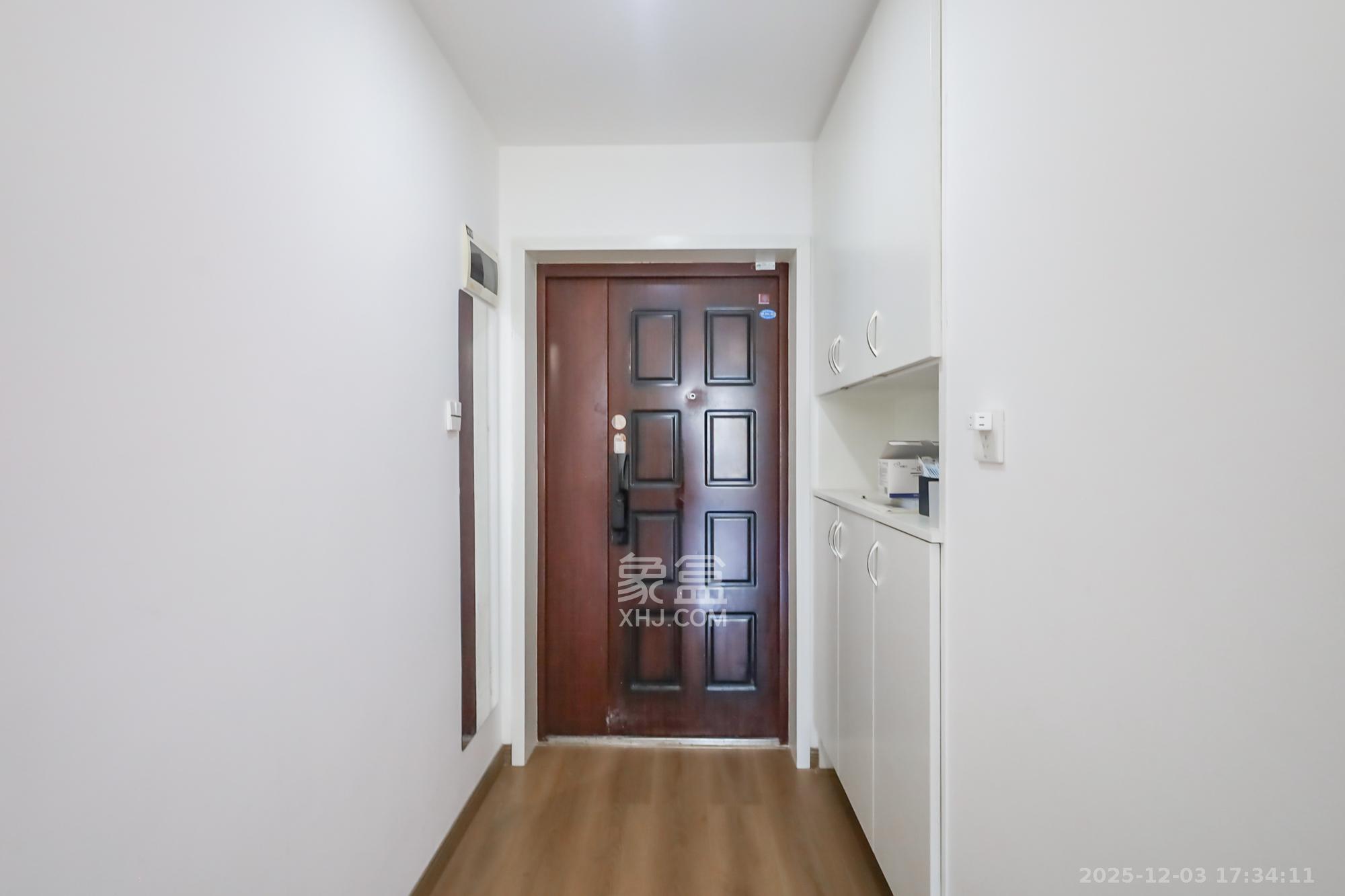 兰亭都荟(璟峰苑) 3室2厅1卫 100.0万 兰亭都荟(璟峰苑) 3室2厅1卫 100.0万其他