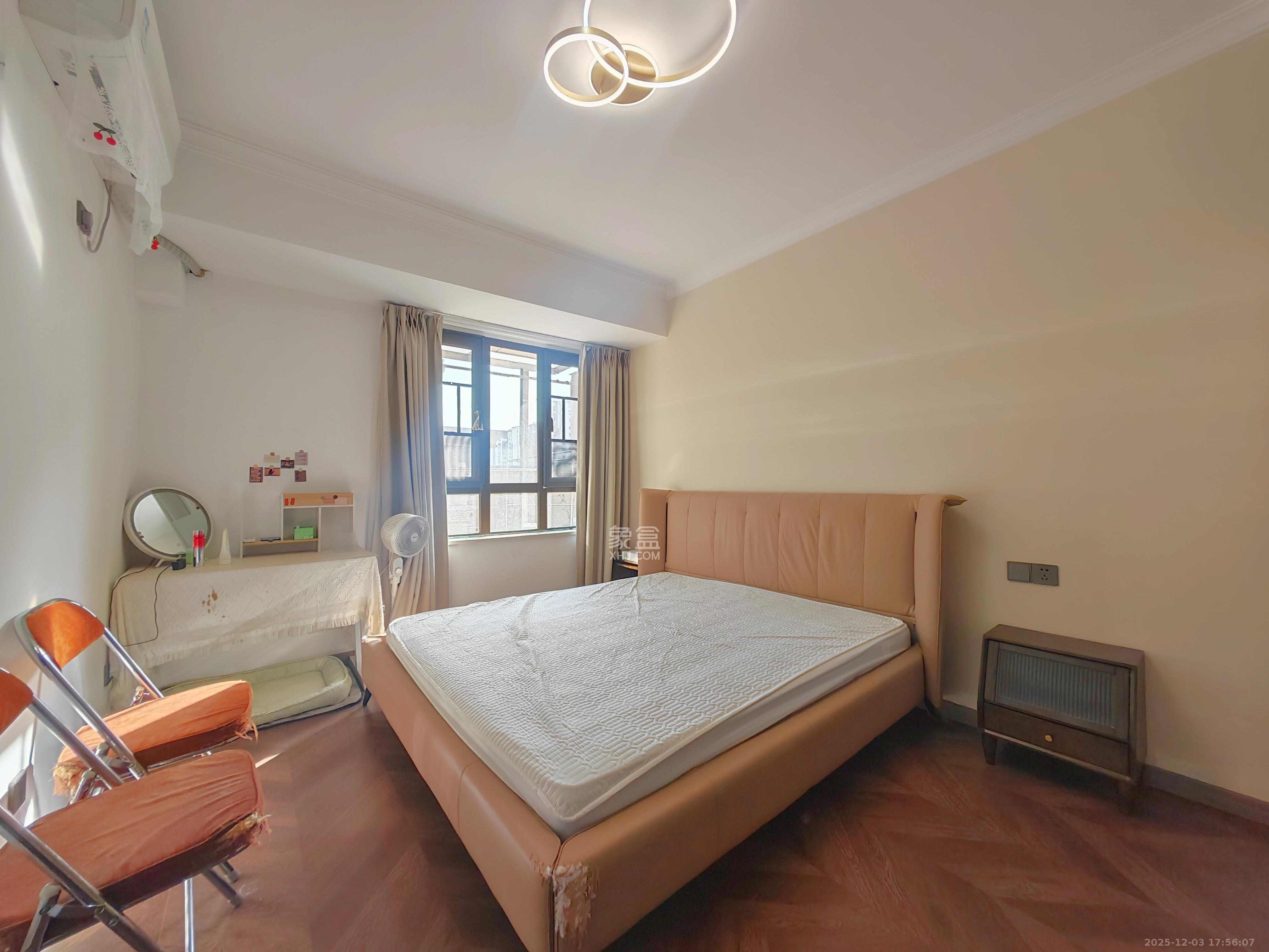 兴汝金城  2室1厅1卫    2550.0元/月室内图