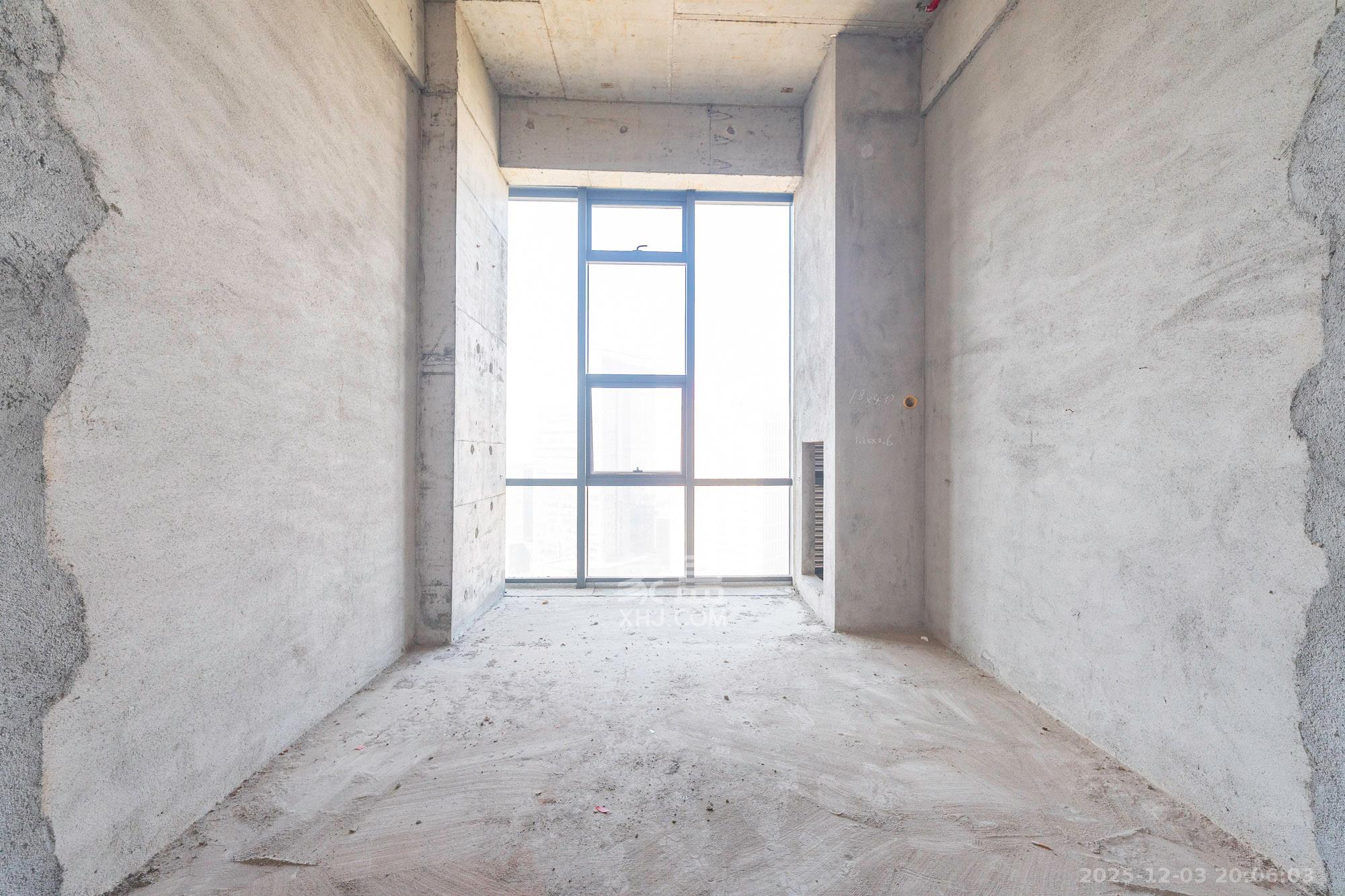 旭辉汇樾城  1室1厅1卫    31.0万客厅