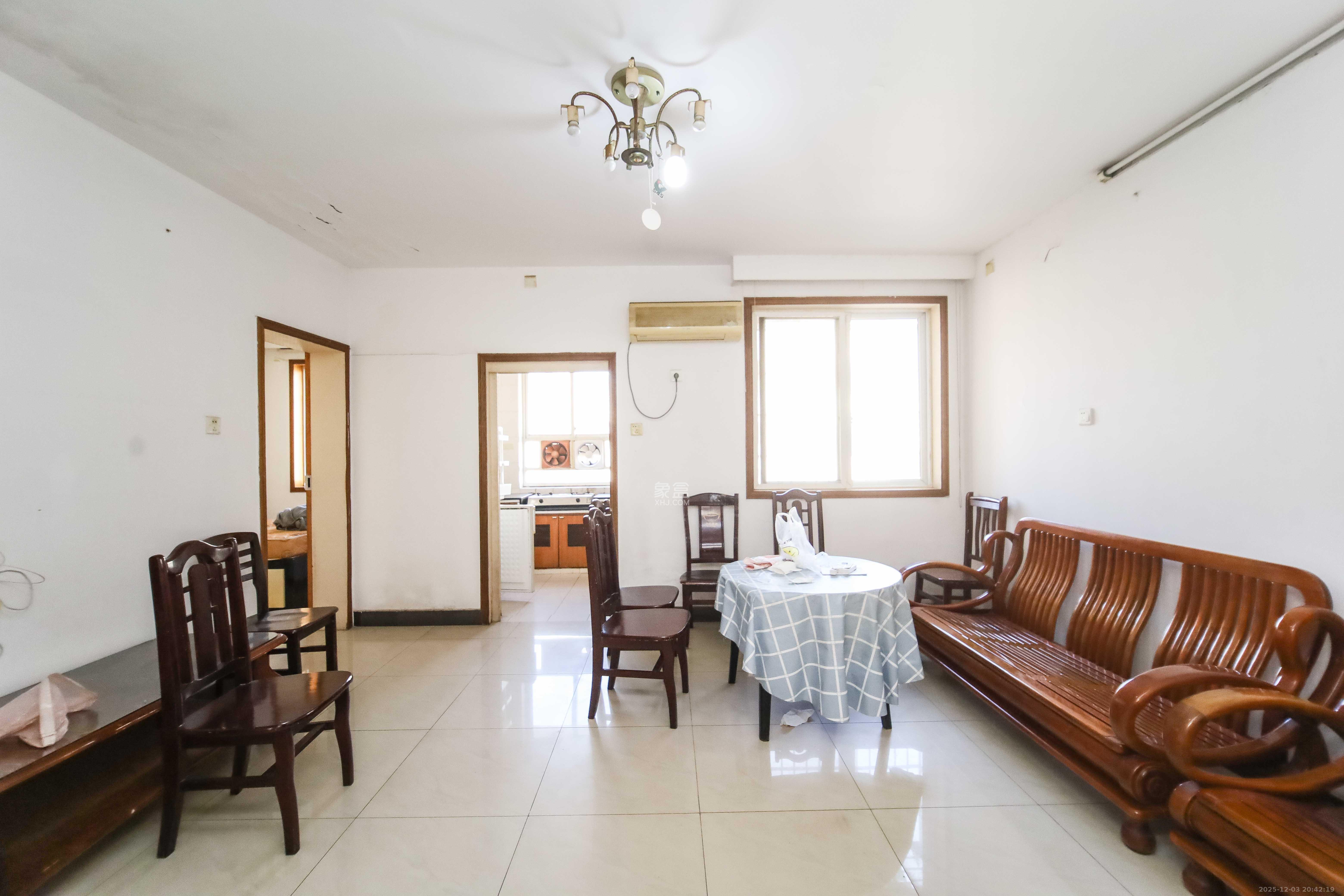 德政园 3室2厅1卫 53.8万 德政园 3室2厅1卫 53.8万客厅