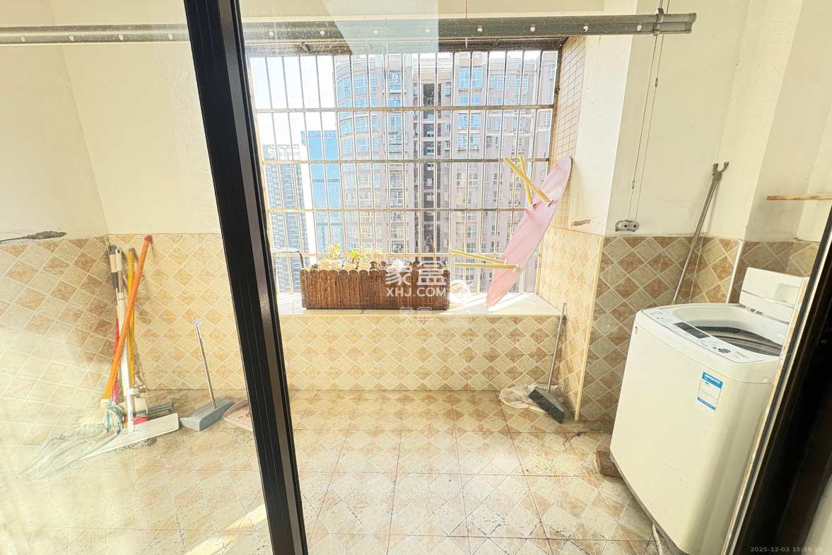 华润凤凰城三期 2室2厅1卫 2000.0元/月 华润凤凰城三期 2室2厅1卫 2000.0元/月室内图