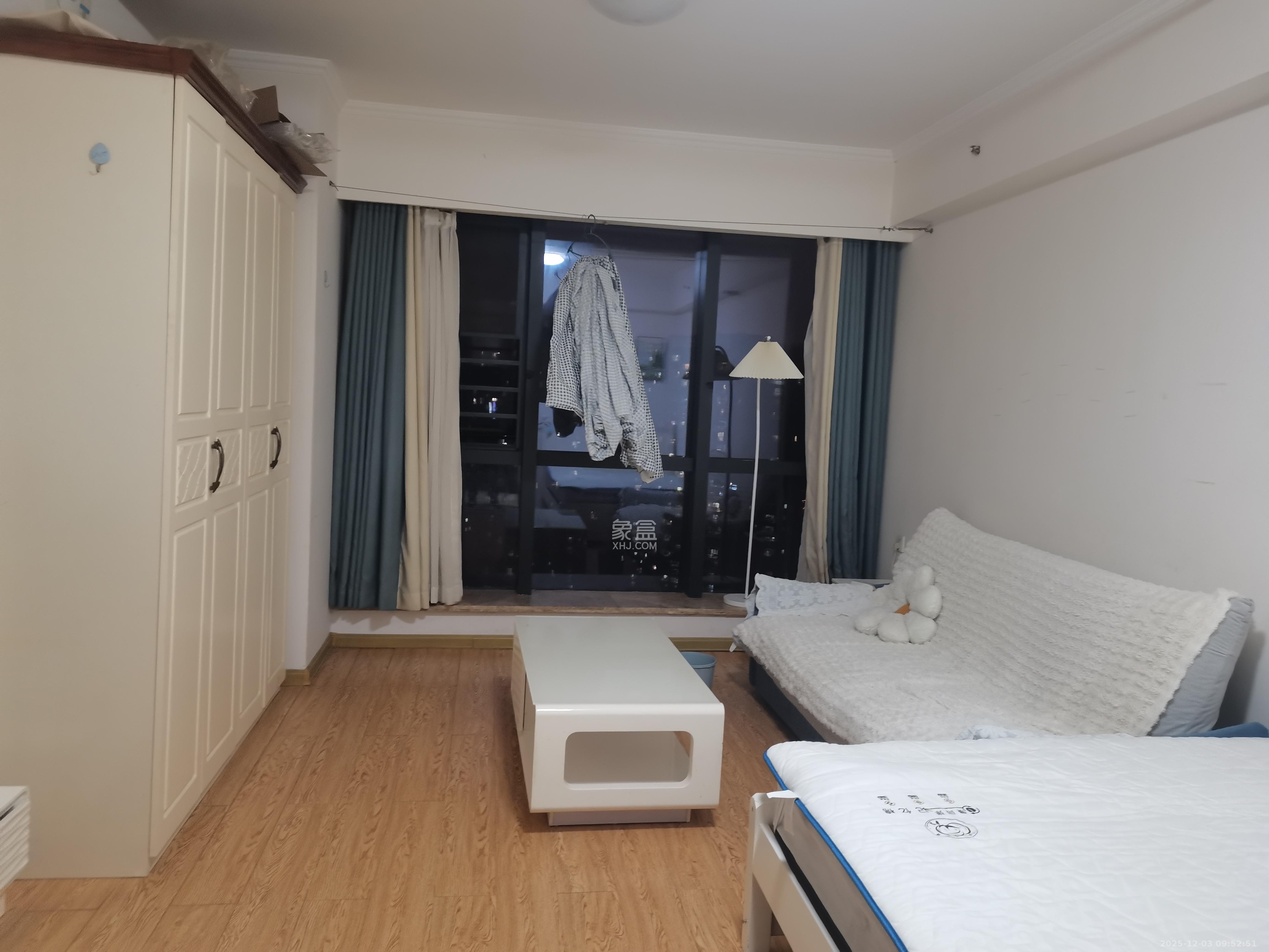 融科东南海  1室0厅1卫    1250.0元/月