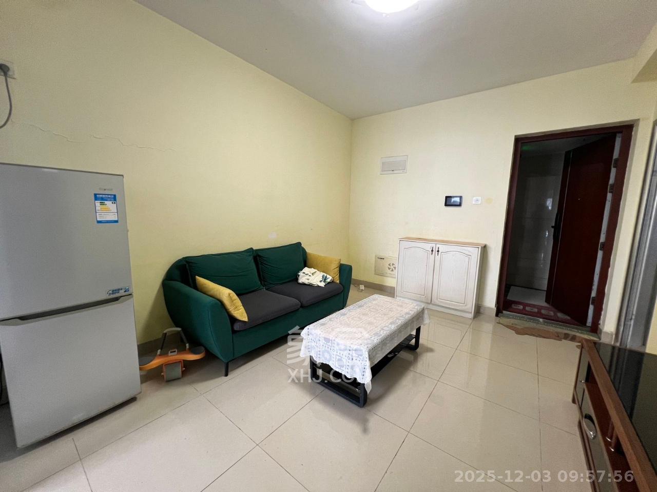 达美D6区  1室1厅1卫    1950.0元/月室内图