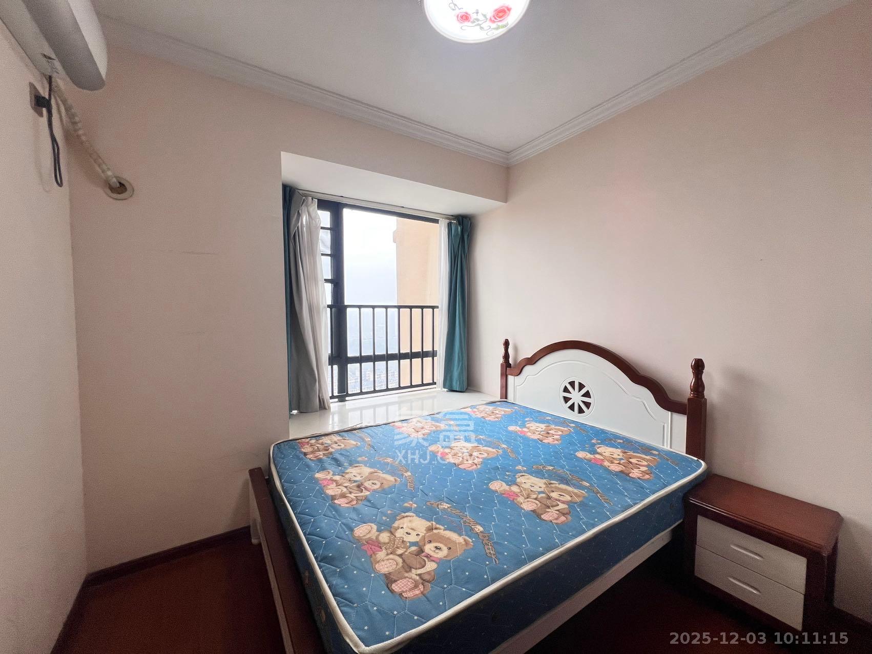 西湖鸿运佳苑  3室2厅2卫    2300.0元/月室内图