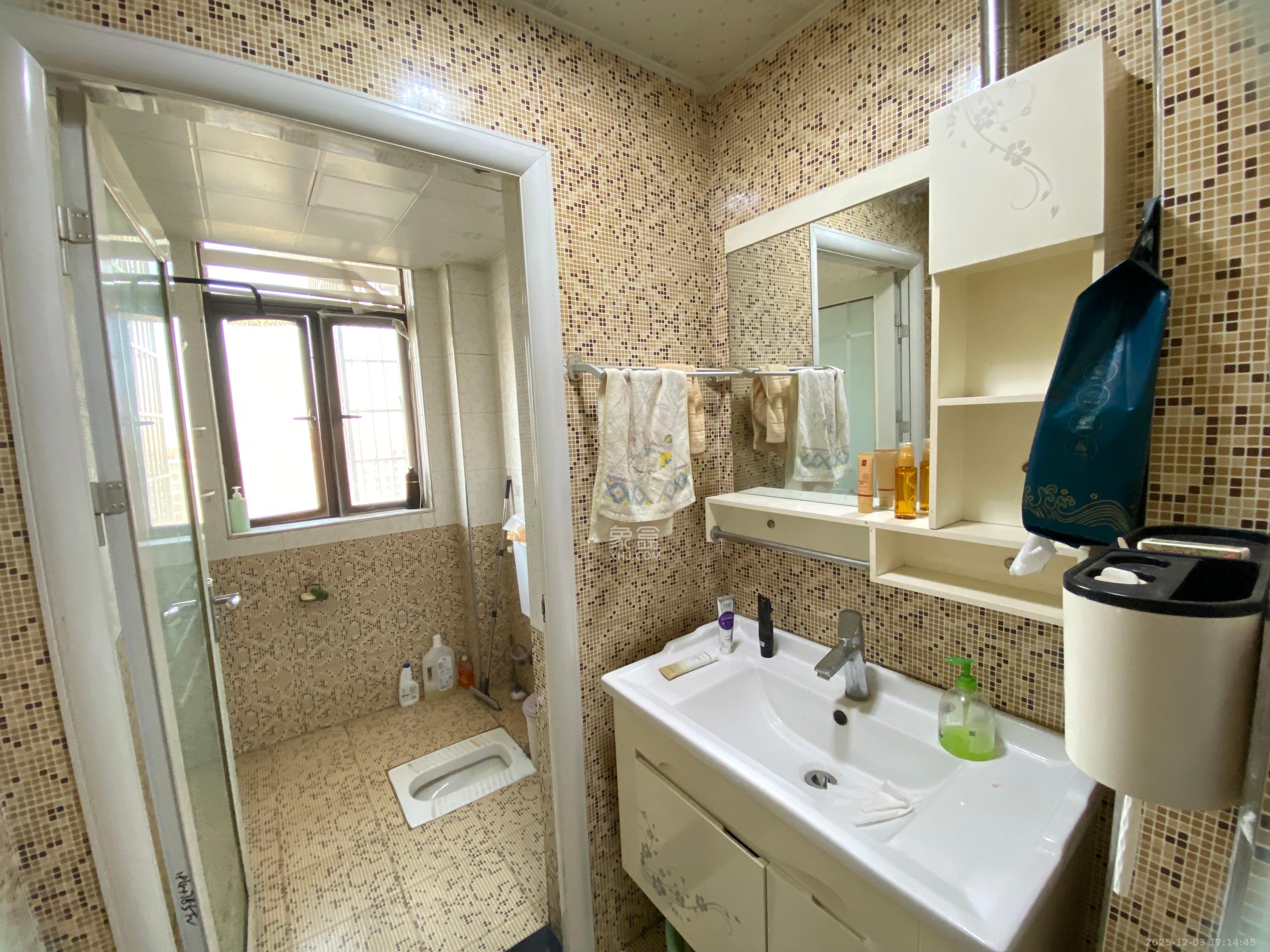 七里香榭 3室2厅1卫 2000.0元/月 七里香榭 3室2厅1卫 2000.0元/月室内图