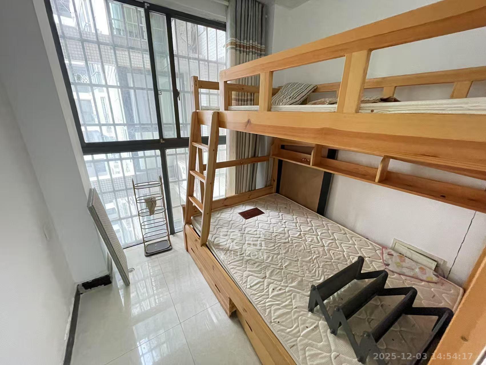 海林馨香雅苑 3室2厅1卫 2300.0元/月 海林馨香雅苑 3室2厅1卫 2300.0元/月室内图