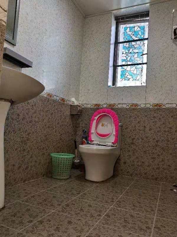 玉龙湾 1室1厅1卫 2100.0元/月 玉龙湾 1室1厅1卫 2100.0元/月室内图