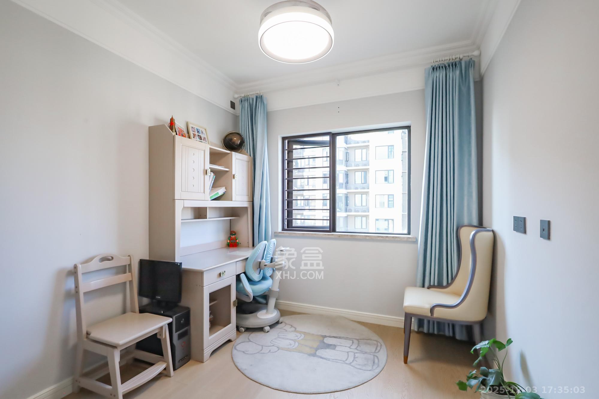 万科里金域国际 4室2厅2卫 285.0万 万科里金域国际 4室2厅2卫 285.0万卧室