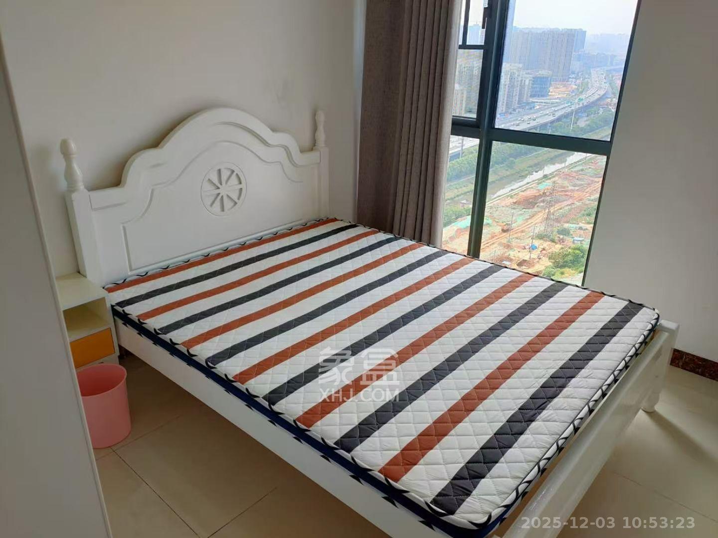 欧亚达国际广场  2室2厅1卫    2400.0元/月室内图