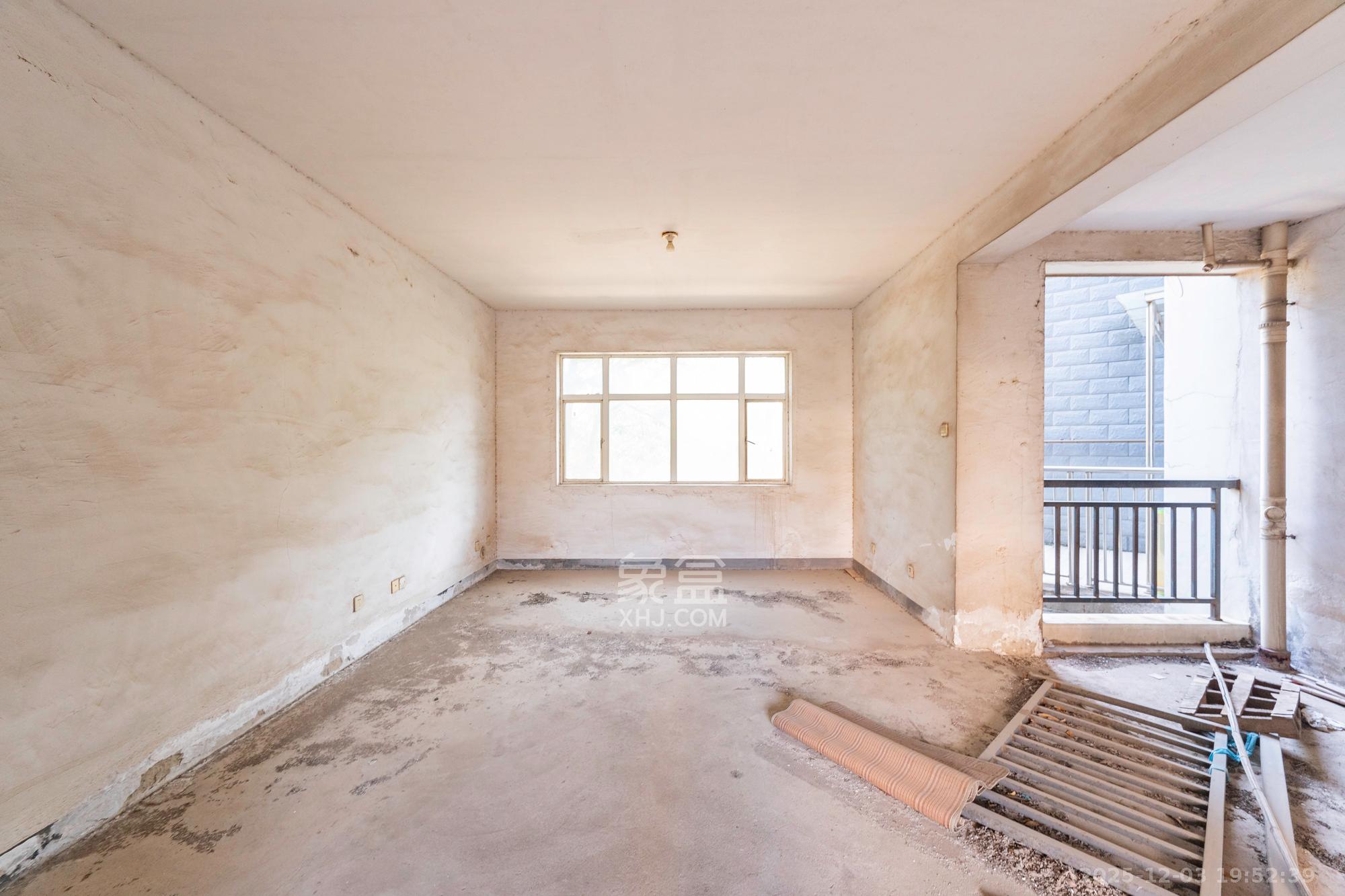 淞雅苑  3室2厅2卫    70.0万