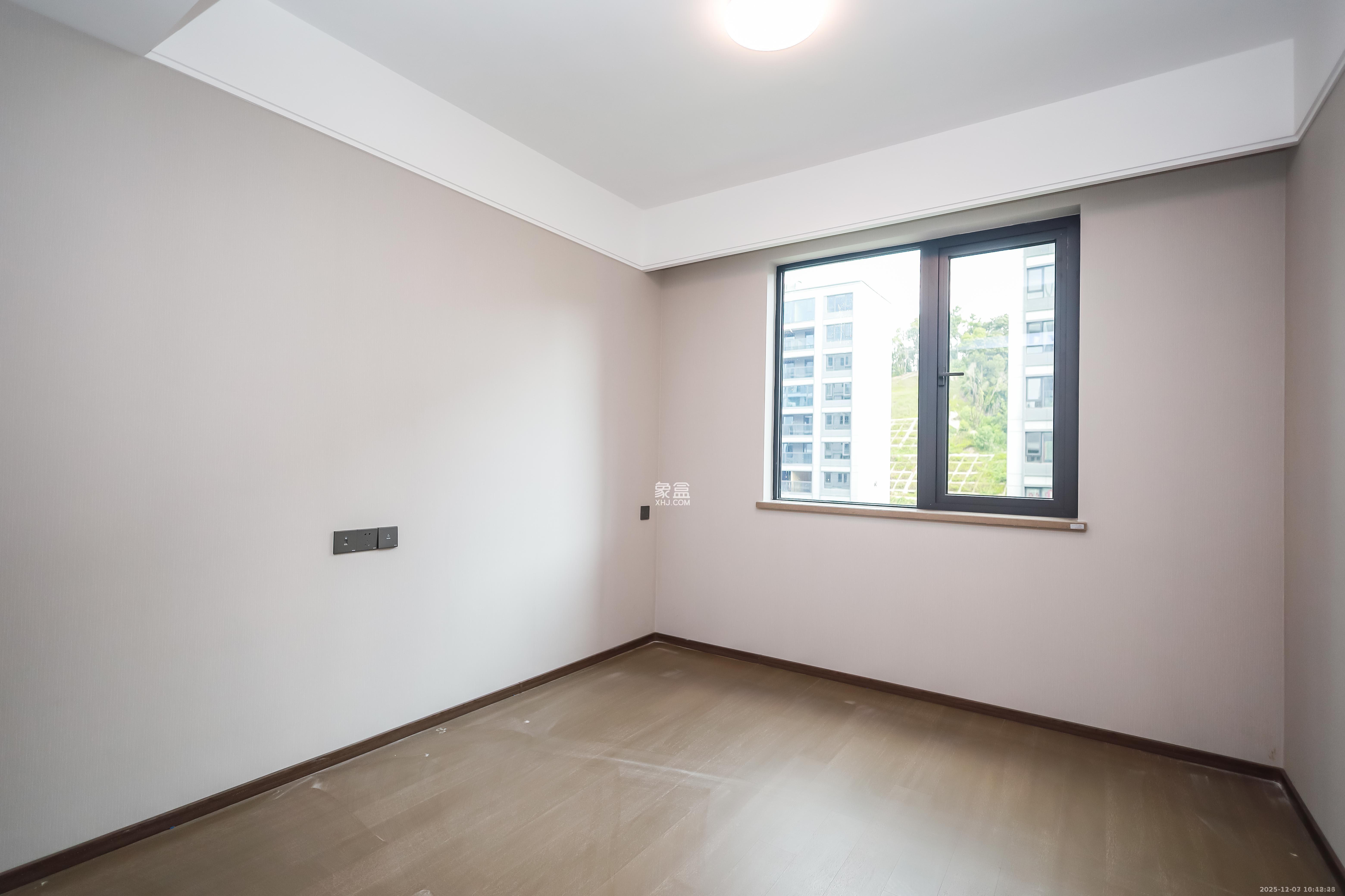 龙湖舜山府 4室2厅2卫 5600.0元/月 龙湖舜山府 4室2厅2卫 5600.0元/月室内图