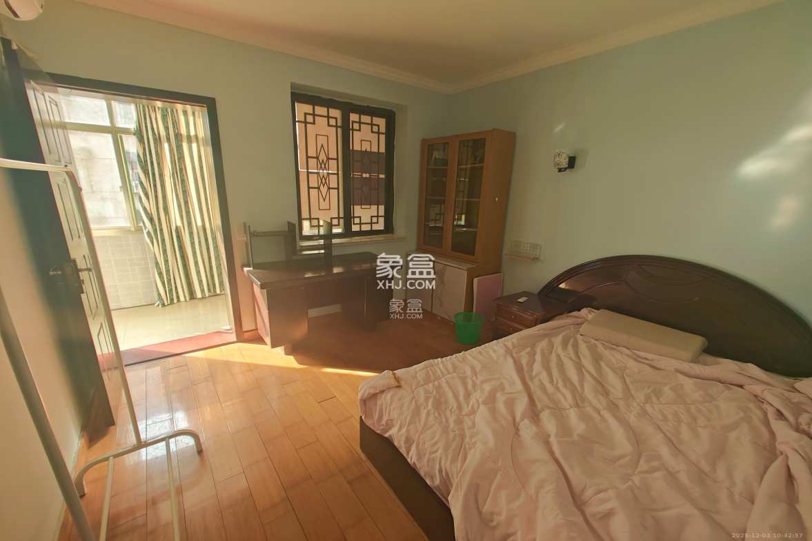 营盘东路、营盘西路散盘 1室0厅0卫 2200.0元/月 营盘东路、营盘西路散盘 1室0厅0卫 2200.0元/月室内图