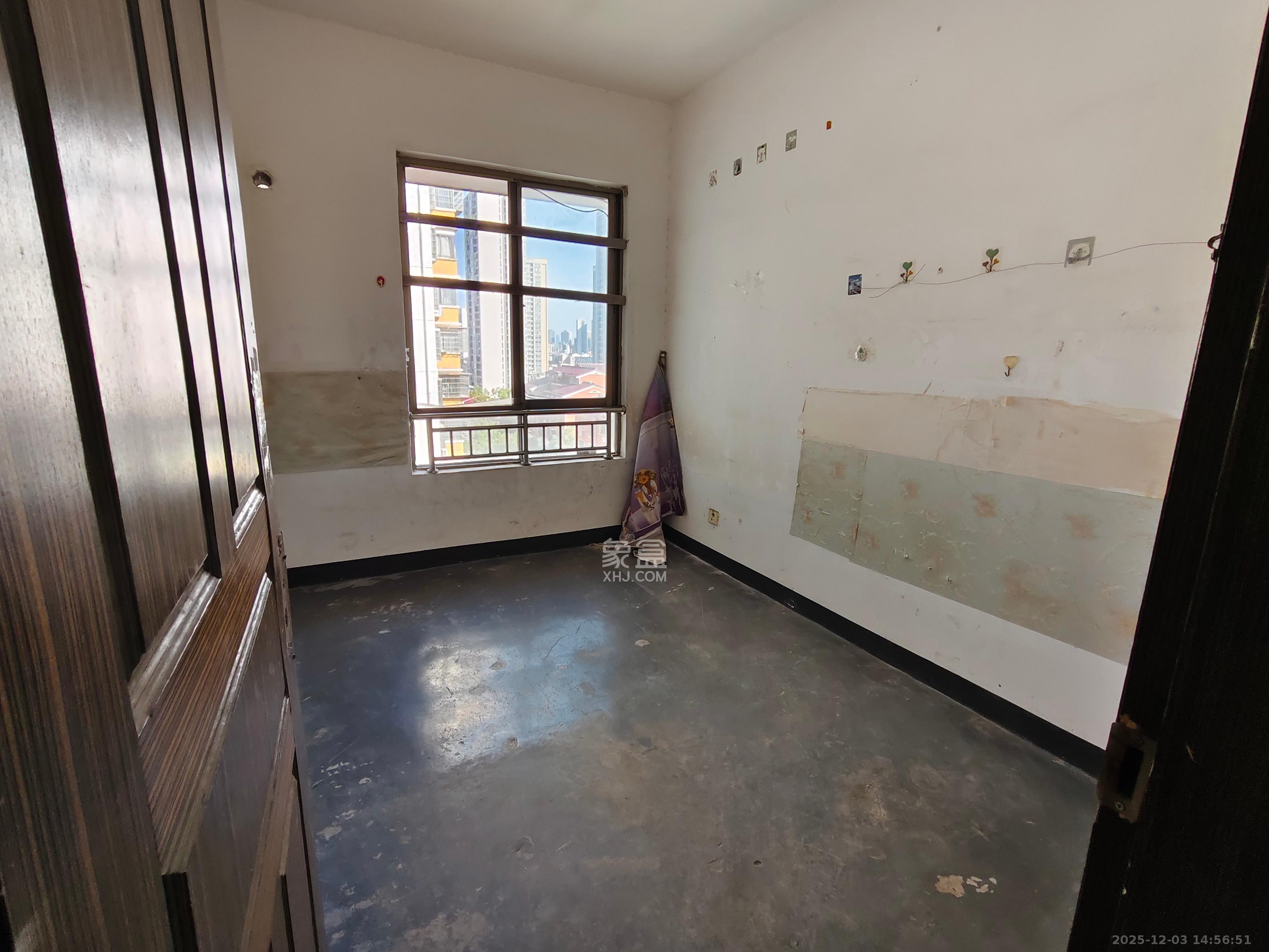 阳明山庄  3室2厅1卫    1500.0元/月室内图