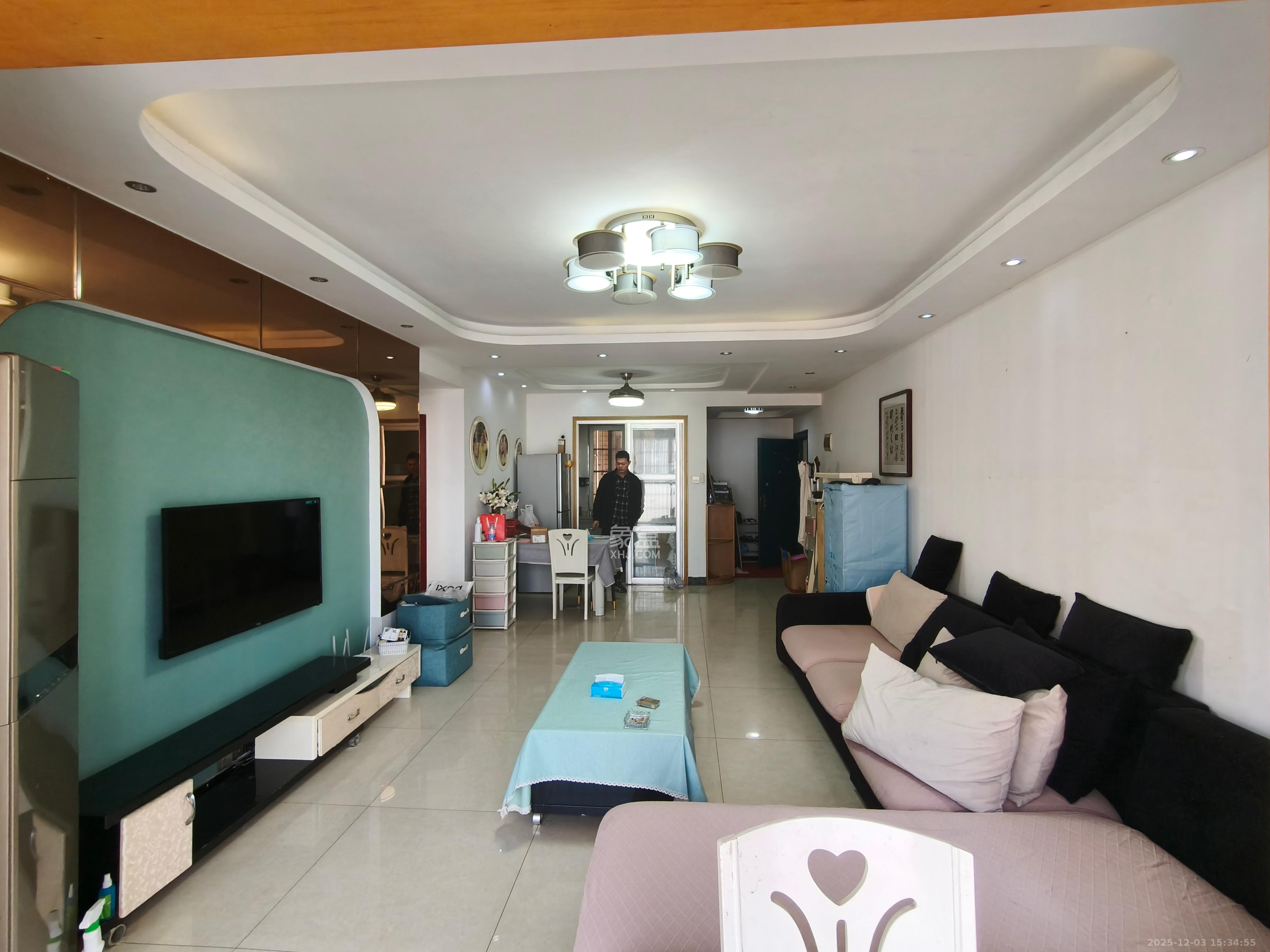 圣力华苑 2室2厅1卫 1650.0元/月 圣力华苑 2室2厅1卫 1650.0元/月室内图