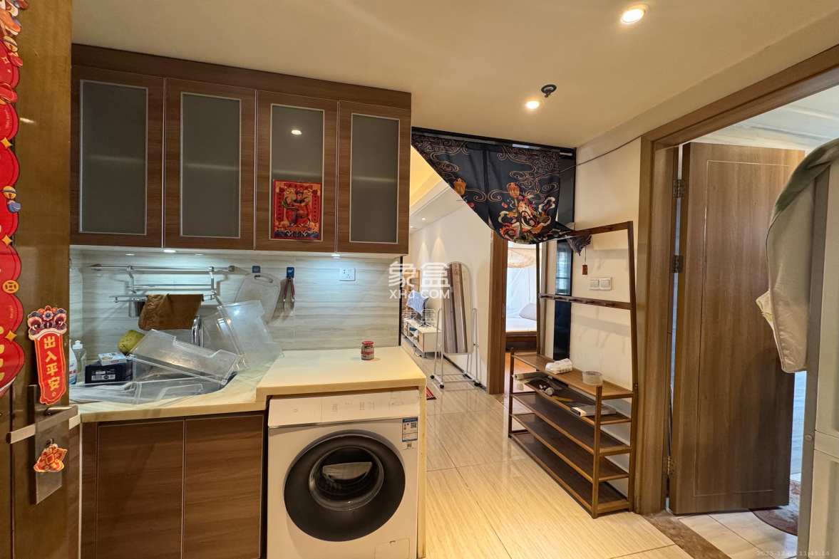 恒大国际广场 1室0厅0卫 1900.0元/月 恒大国际广场 1室0厅0卫 1900.0元/月室内图