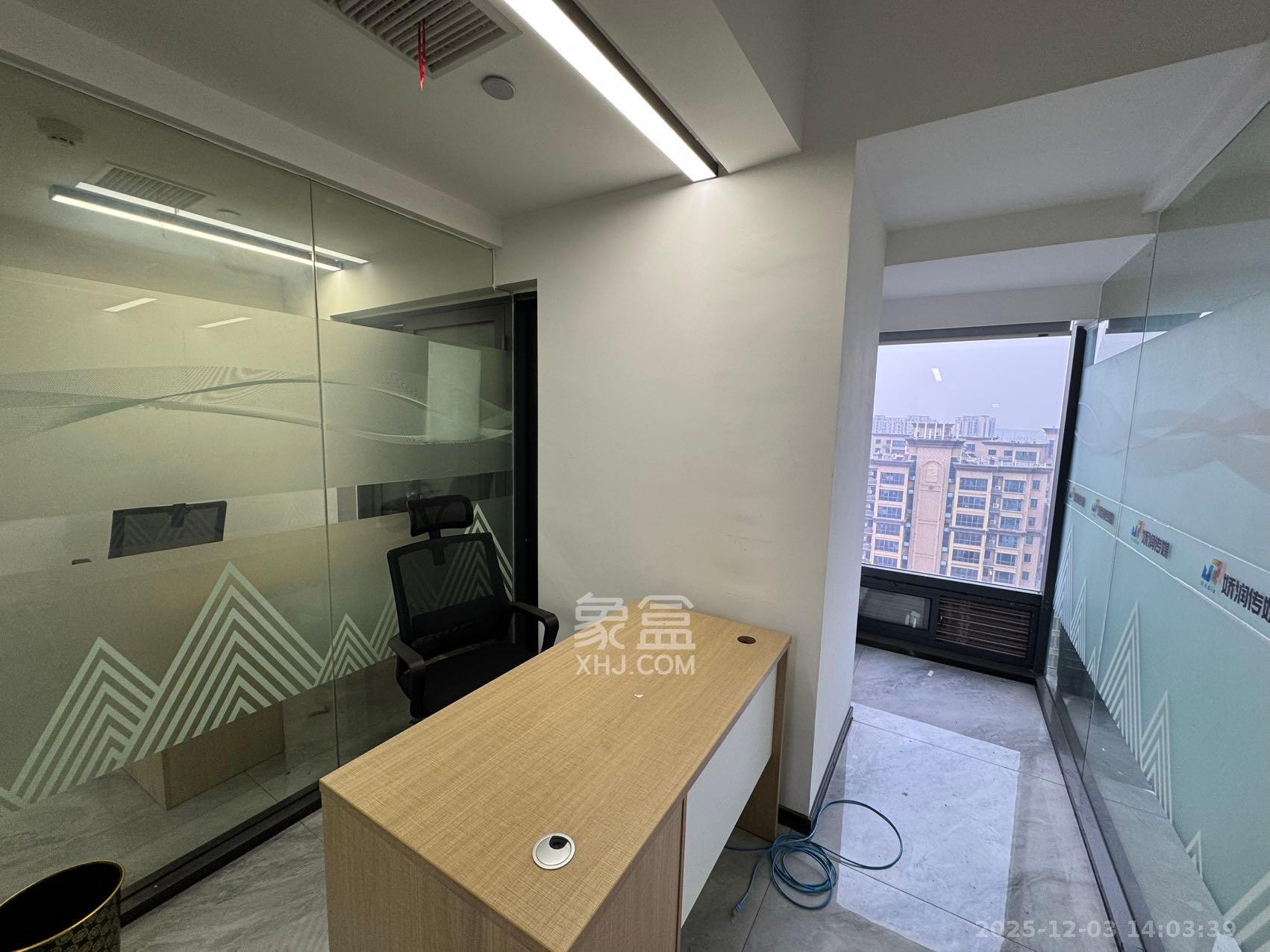 裕天国际商汇中心 8室2厅3卫 10000.0元/月 裕天国际商汇中心 8室2厅3卫 10000.0元/月室内图