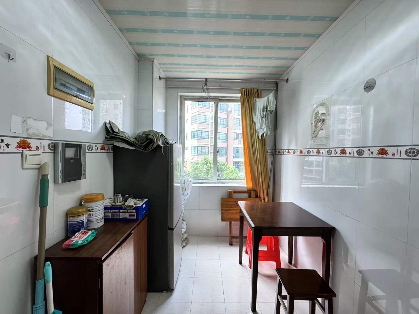 冠都现代城（冠都幸福彼岸）  1室1厅1卫    1000.0元/月室内图