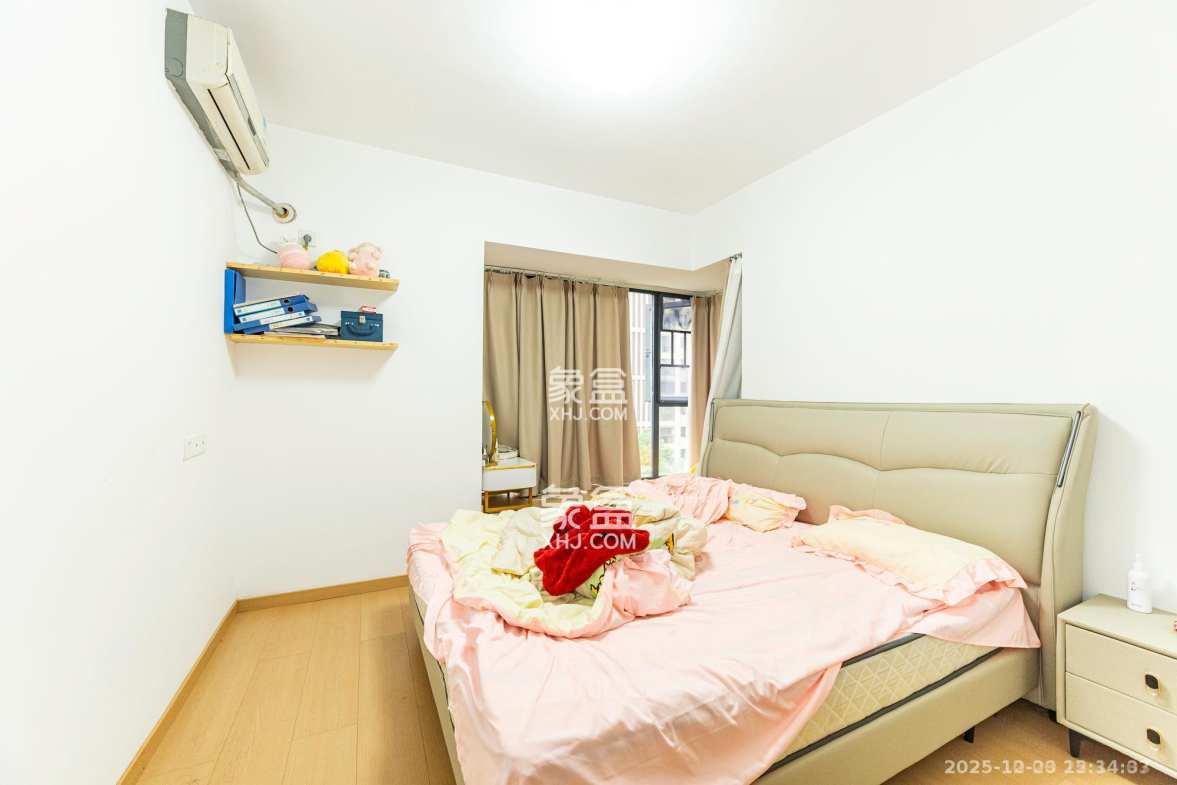 蓝山郡 3室2厅1卫 1900.0元/月 蓝山郡 3室2厅1卫 1900.0元/月室内图