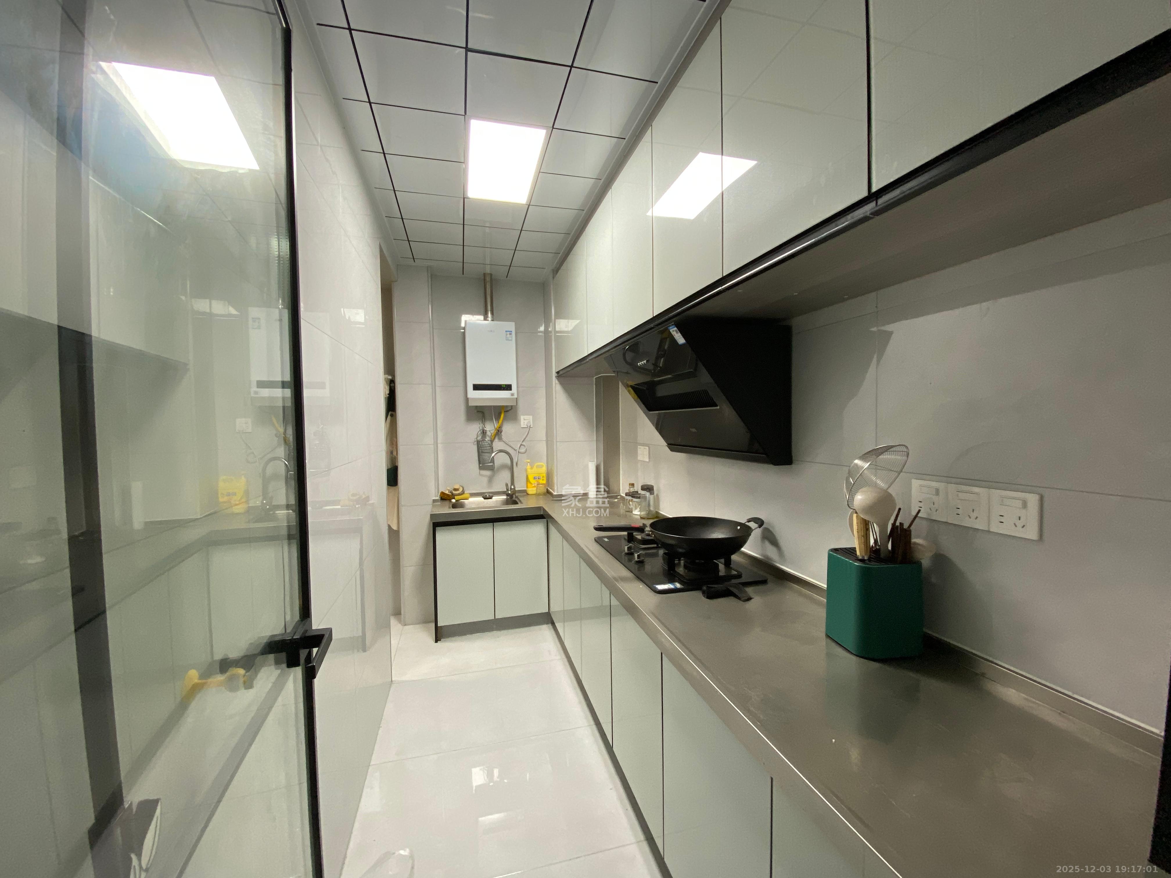 东岸梅园小区 2室2厅1卫 2000.0元/月 东岸梅园小区 2室2厅1卫 2000.0元/月室内图