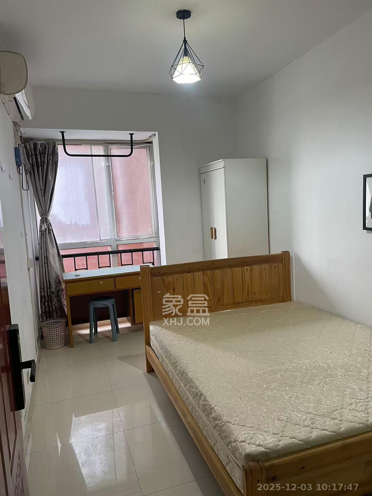 君临青园花都  1室1厅1卫    950.0元/月