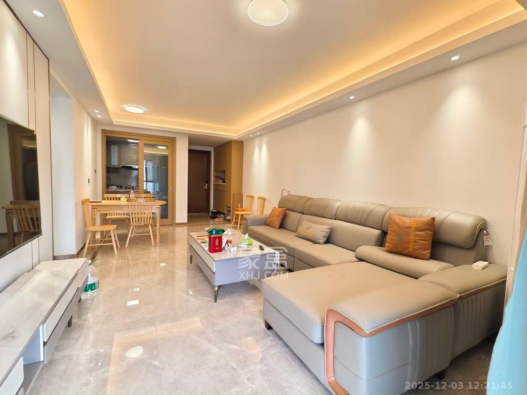 旭辉雨花郡  3室1厅2卫    4000.0元/月