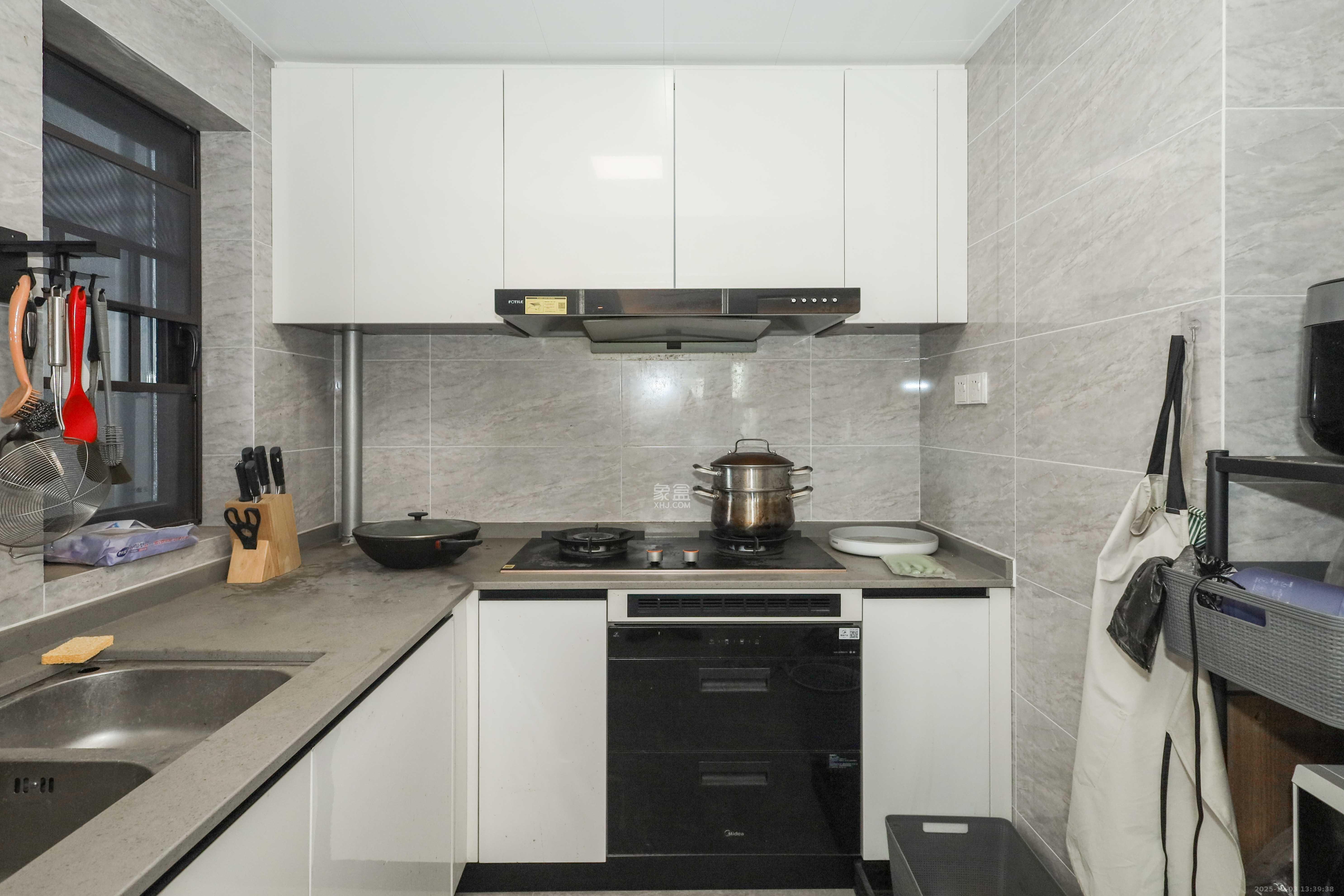 万科金色梦想B区  1室0厅0卫    108.0万厨房