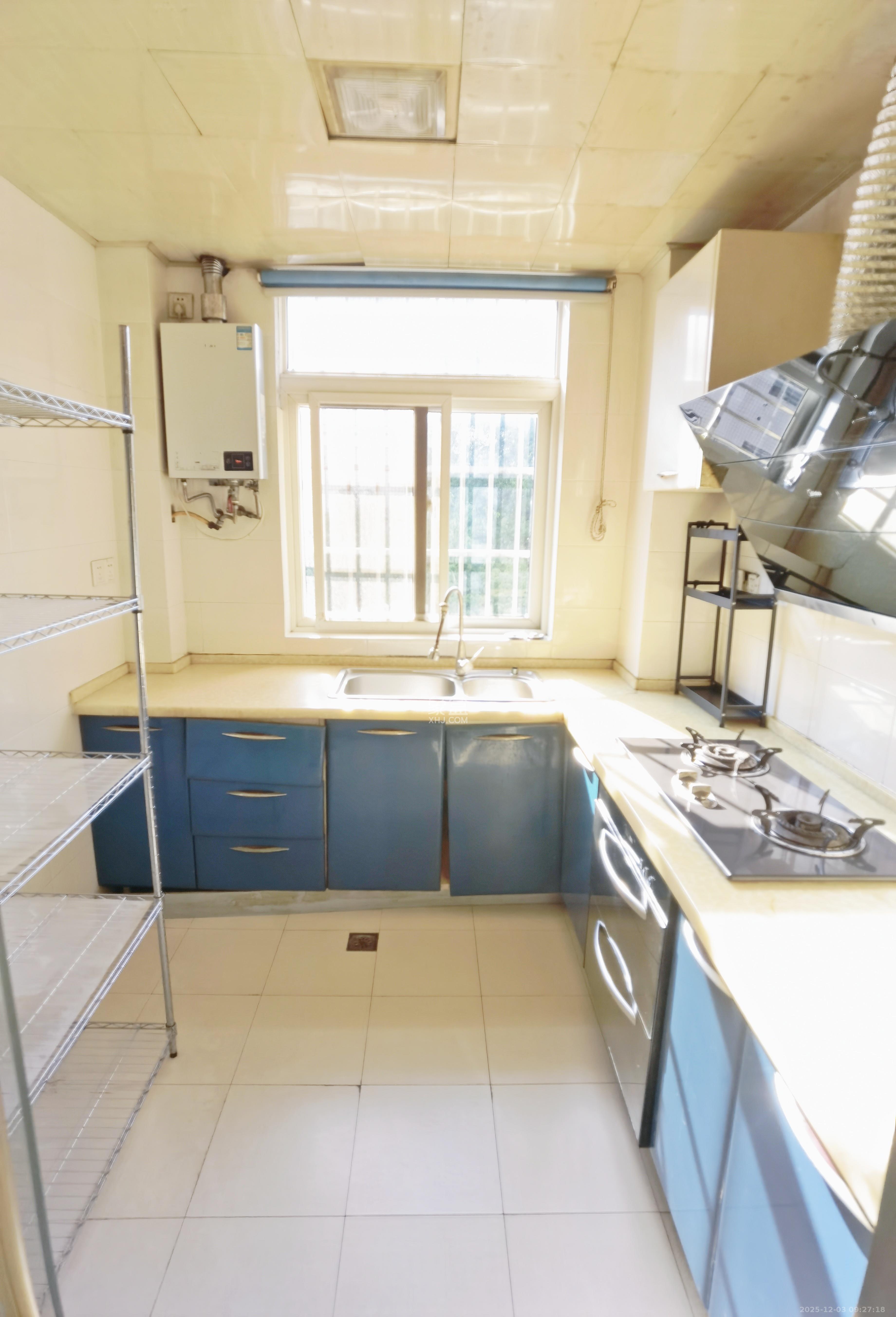 枫林美景  3室2厅2卫    1750.0元/月室内图