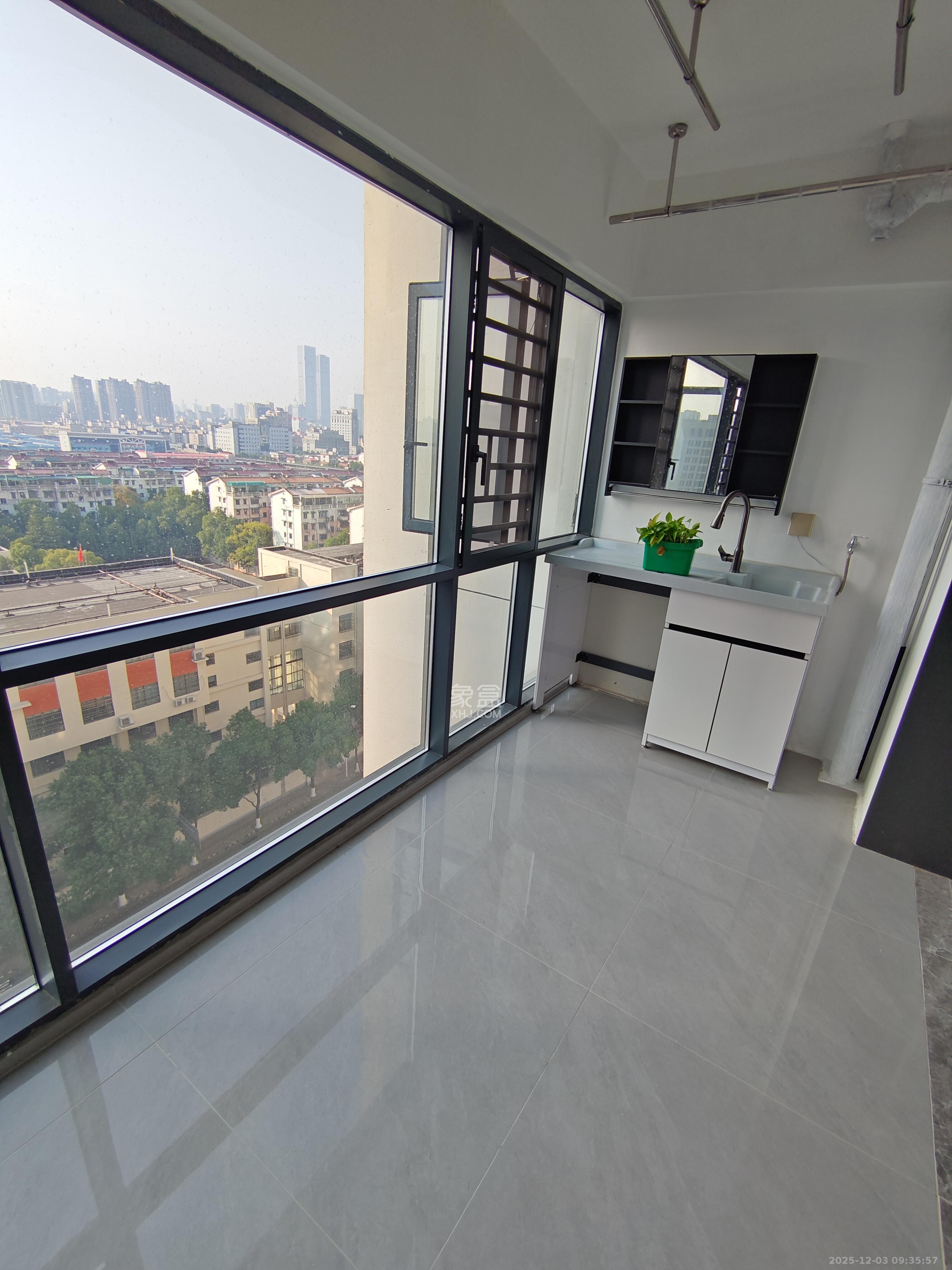 富力芙蓉新天地 3室2厅2卫 4000.0元/月 富力芙蓉新天地 3室2厅2卫 4000.0元/月室内图