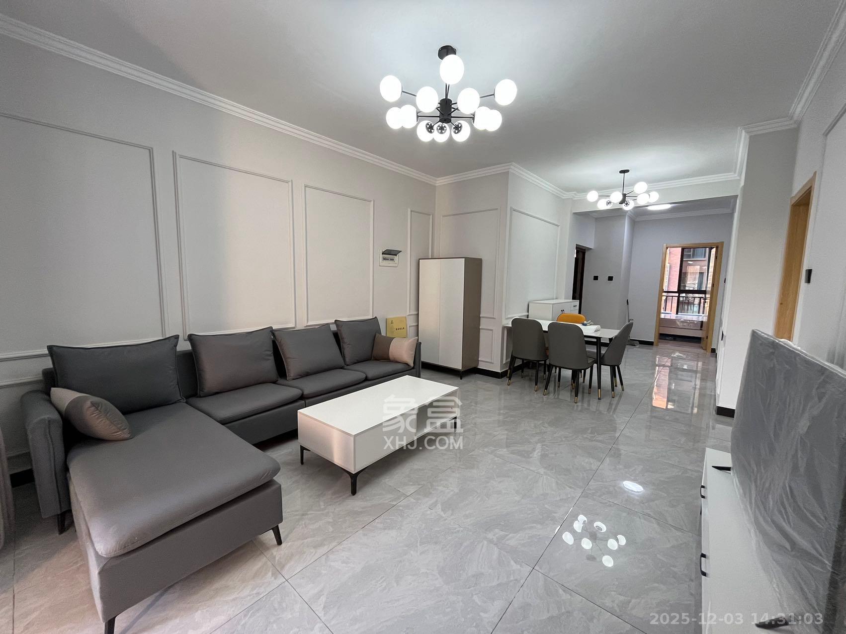 绿地公馆(绿地名邸) 3室2厅2卫 2700.0元/月 绿地公馆(绿地名邸) 3室2厅2卫 2700.0元/月室内图