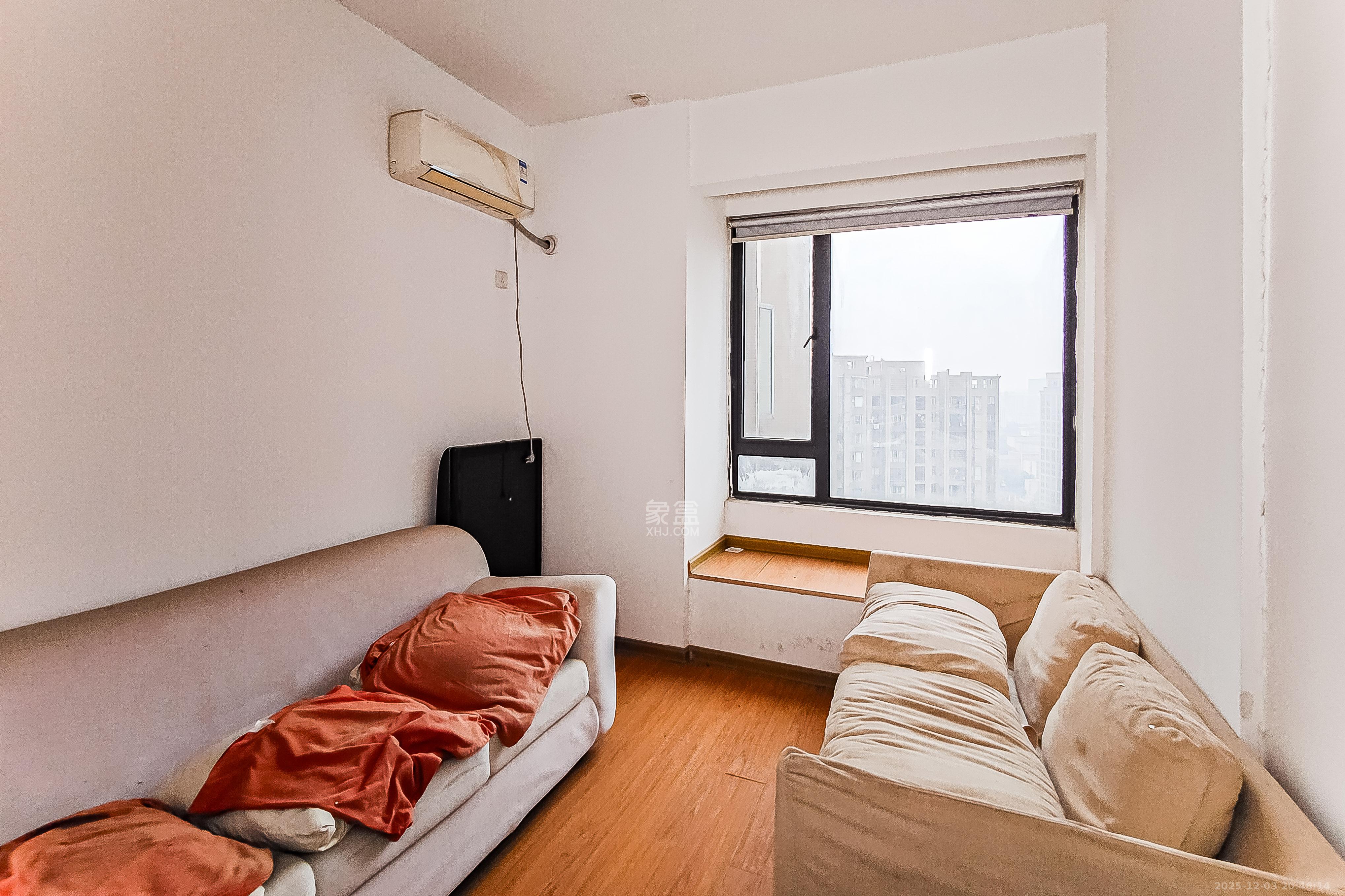 建发汇金国际  2室2厅1卫    96.8万卧室