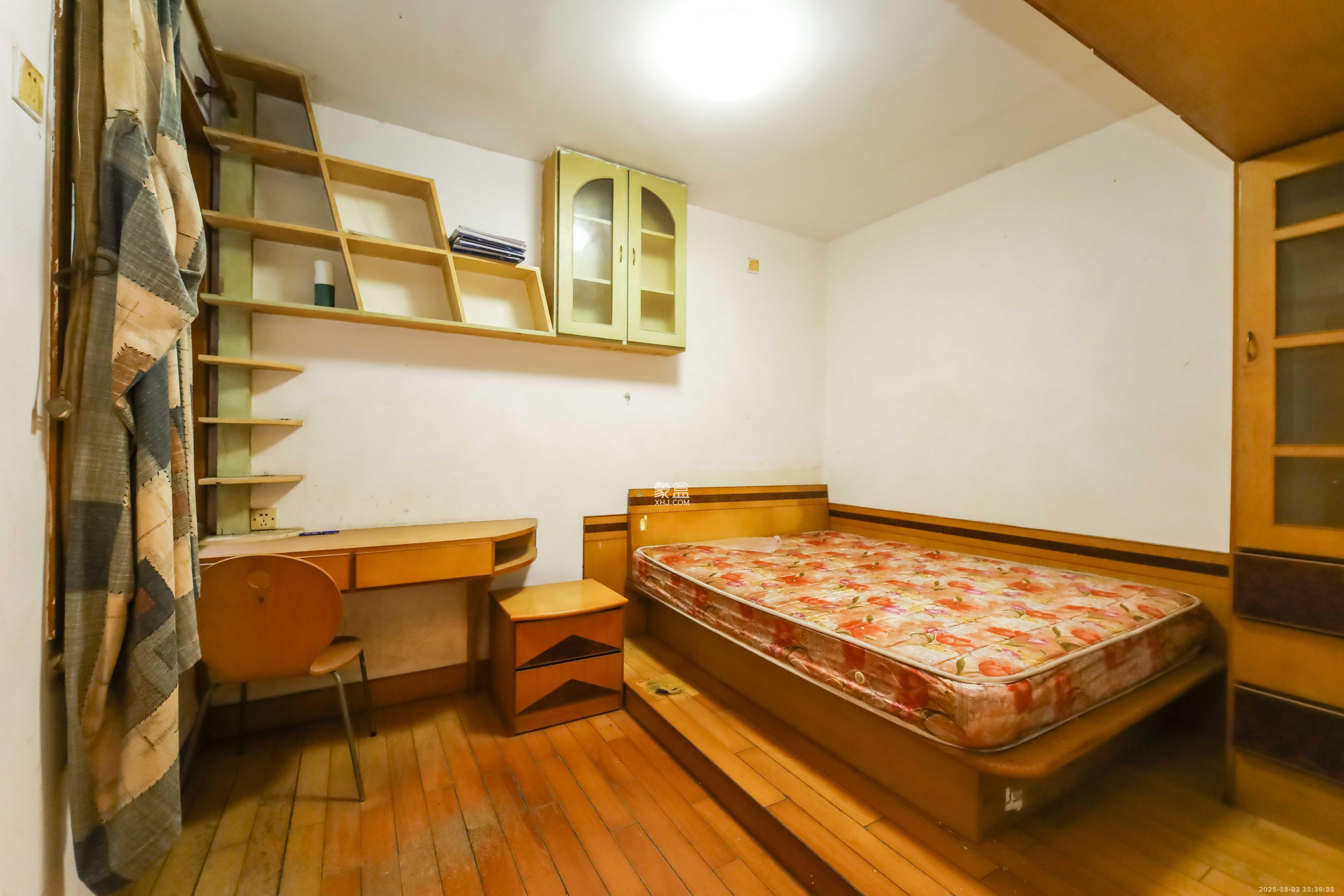 德政园  3室2厅1卫    1900.0元/月室内图