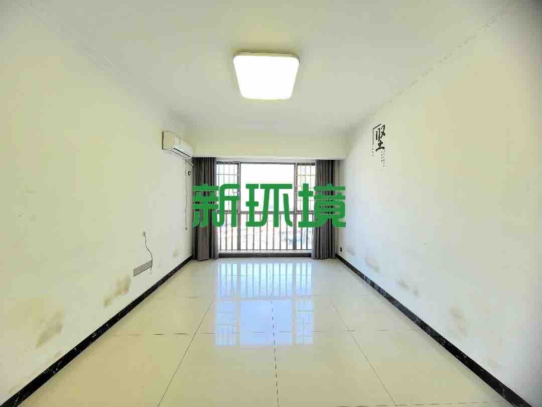 逸臣中央  2室2厅1卫    1500.0元/月