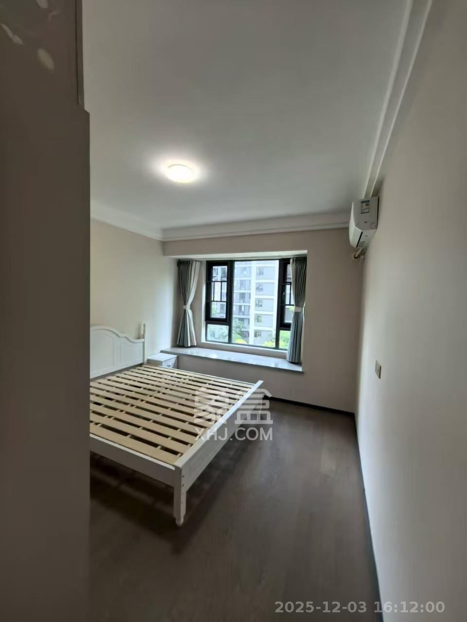 中海阅麓山一期 3室2厅2卫 3200.0元/月 中海阅麓山一期 3室2厅2卫 3200.0元/月室内图