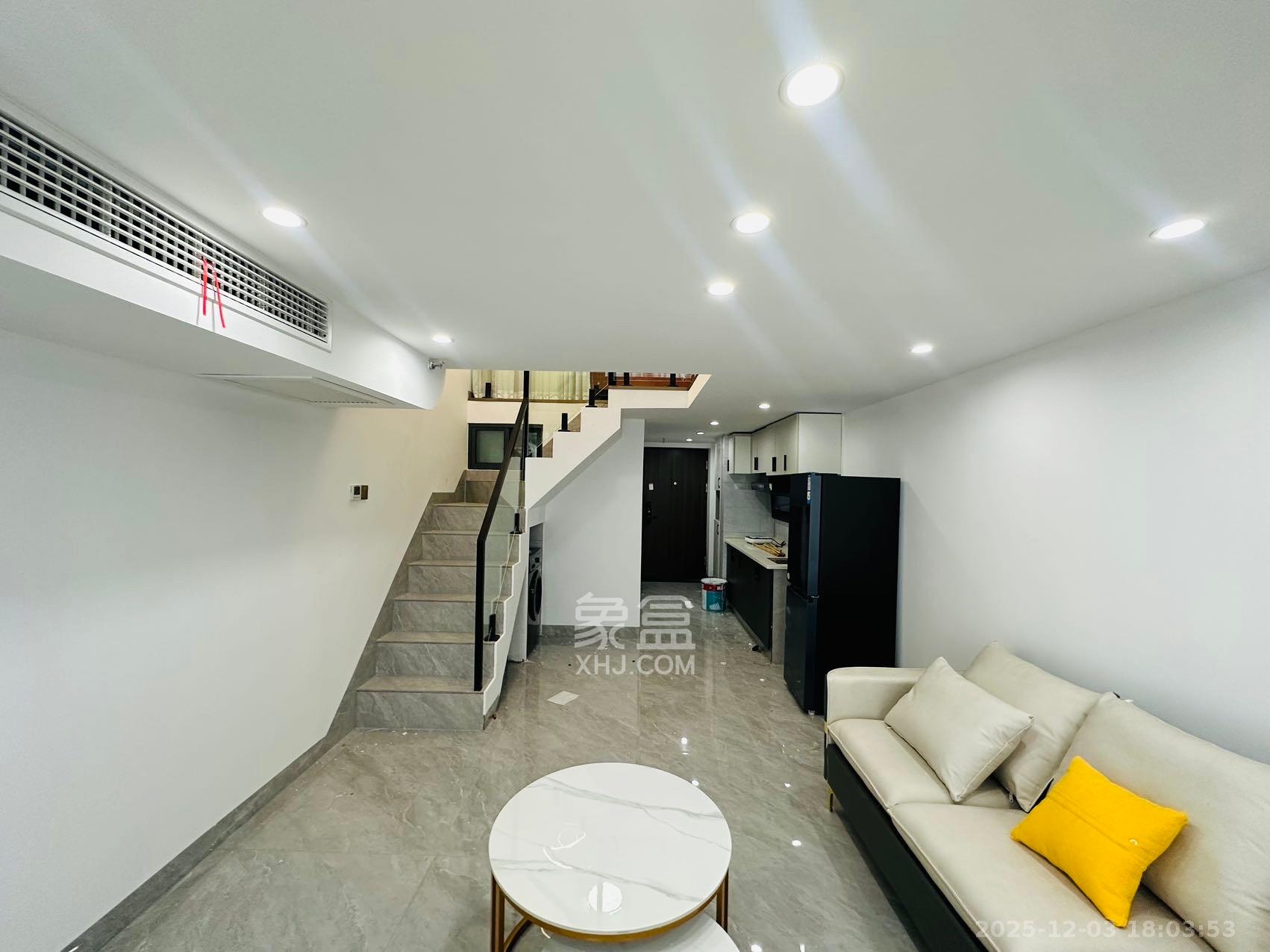 正荣梅溪紫阙台  2室2厅1卫    2200.0元/月室内图