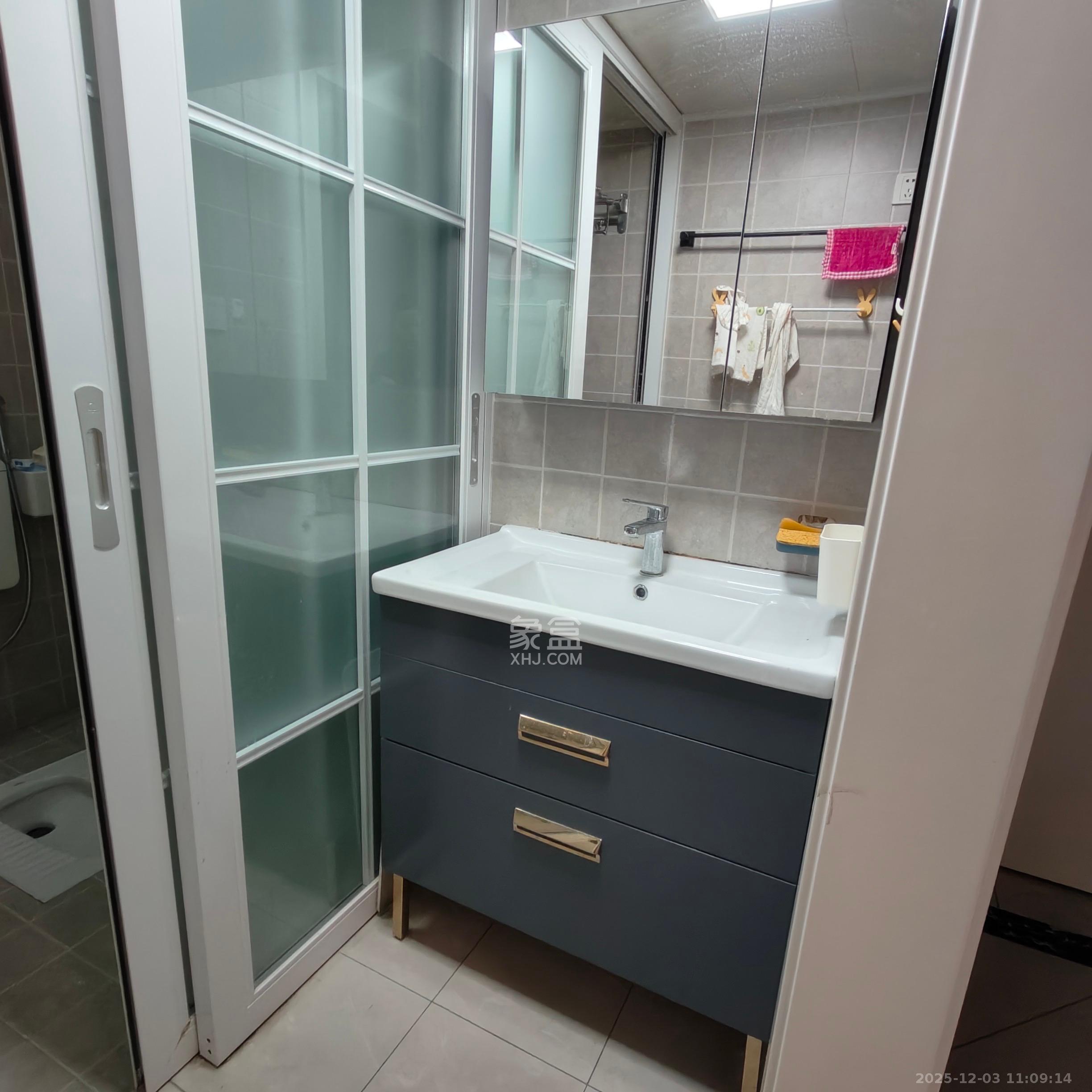 中国铁建梅溪青秀一期  3室2厅1卫    2900.0元/月室内图