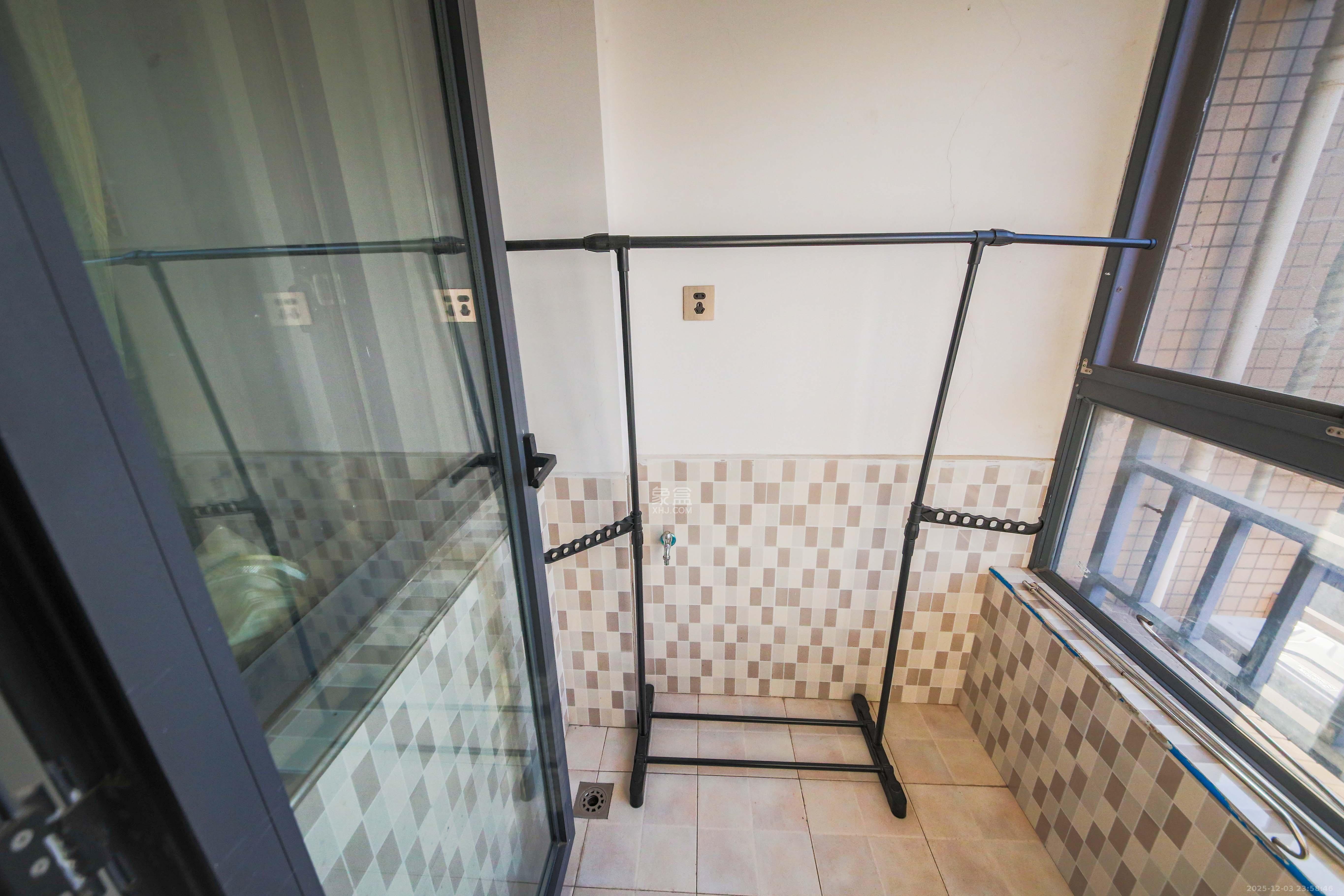 上峰苑(兰亭玥岛) 2室2厅1卫 25.8万 上峰苑(兰亭玥岛) 2室2厅1卫 25.8万阳台