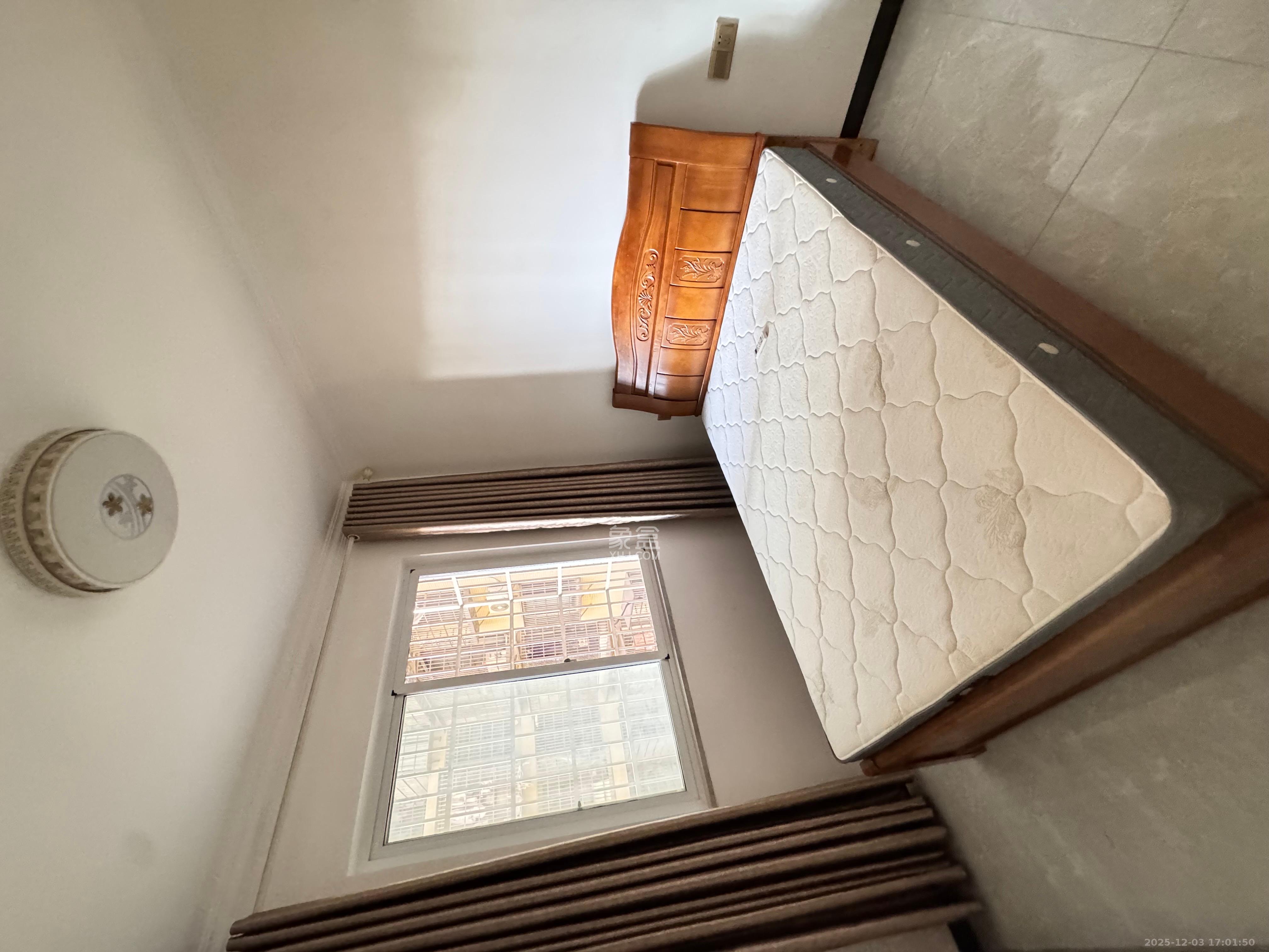 星城新宇颐景苑  3室2厅1卫    2600.0元/月室内图