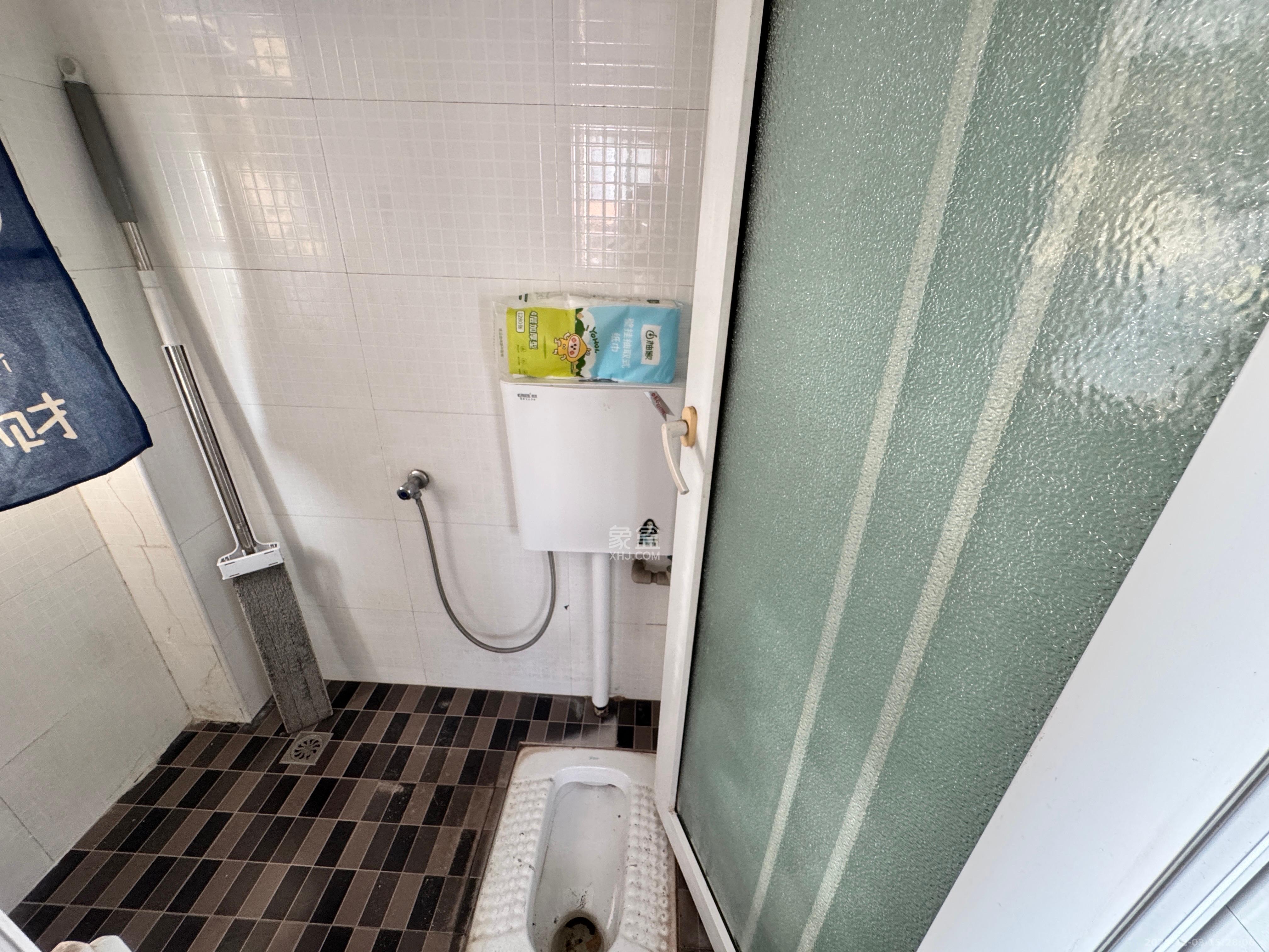 白沙晶城 1室1厅1卫 1500.0元/月 白沙晶城 1室1厅1卫 1500.0元/月室内图