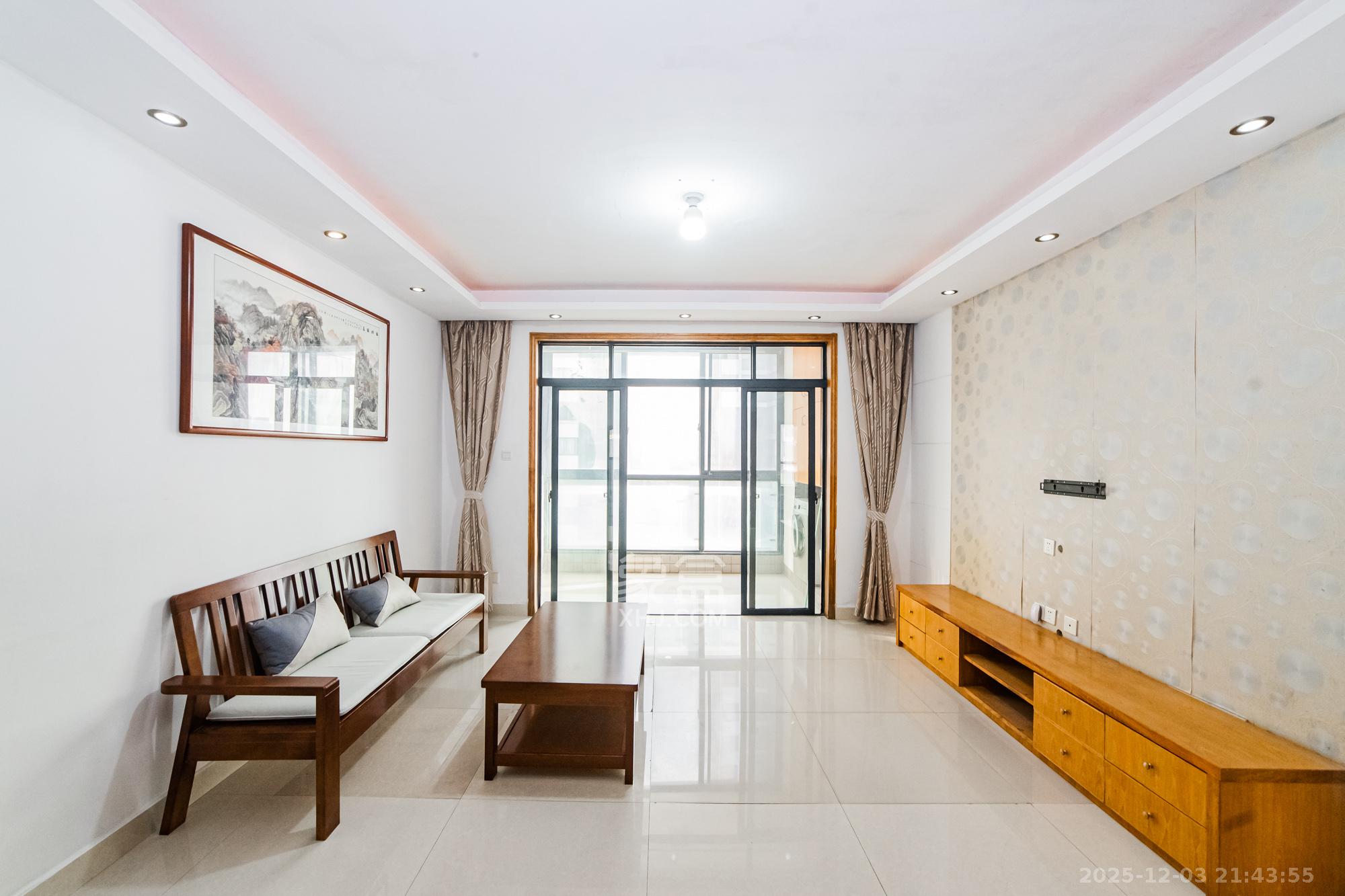 湘江世纪城揽江苑  3室2厅2卫    147.0万