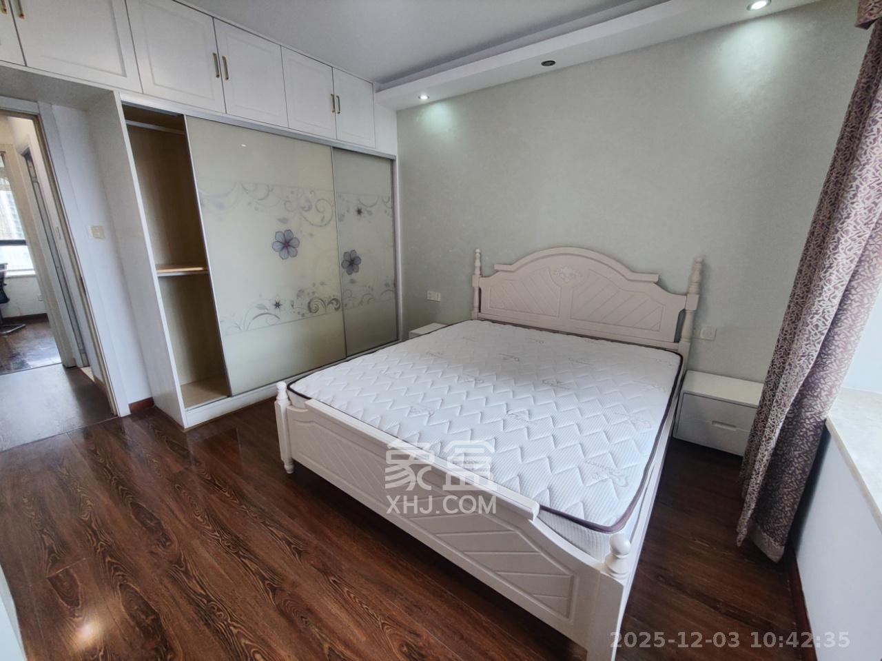 锦湘国际星城三期(锦绣苑) 2室1厅1卫 2400.0元/月 锦湘国际星城三期(锦绣苑) 2室1厅1卫 2400.0元/月室内图