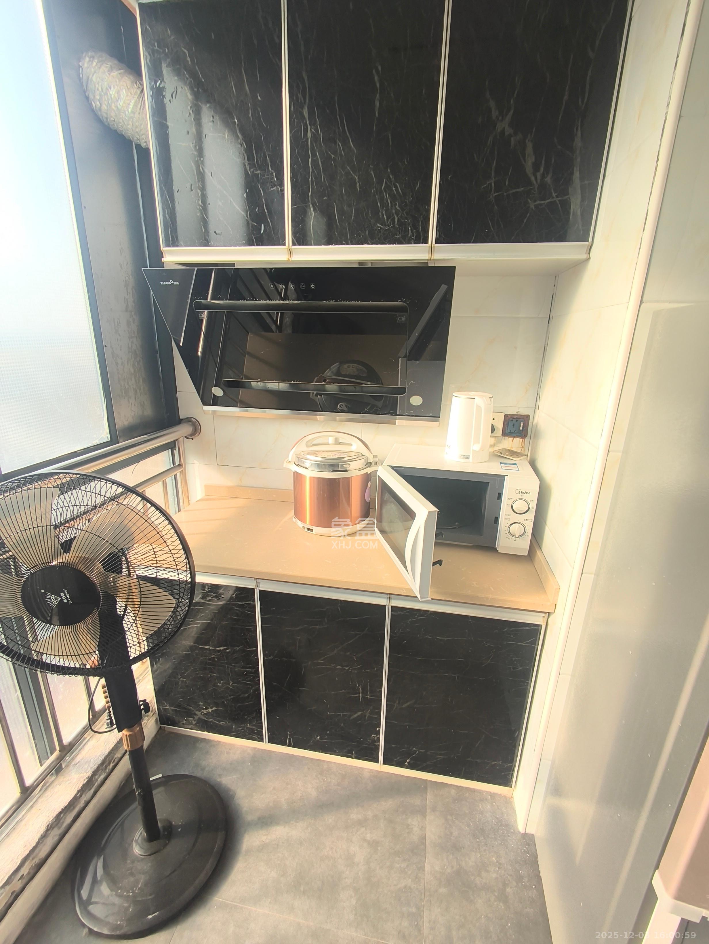 步行街大厦 1室1厅1卫 1300.0元/月 步行街大厦 1室1厅1卫 1300.0元/月室内图