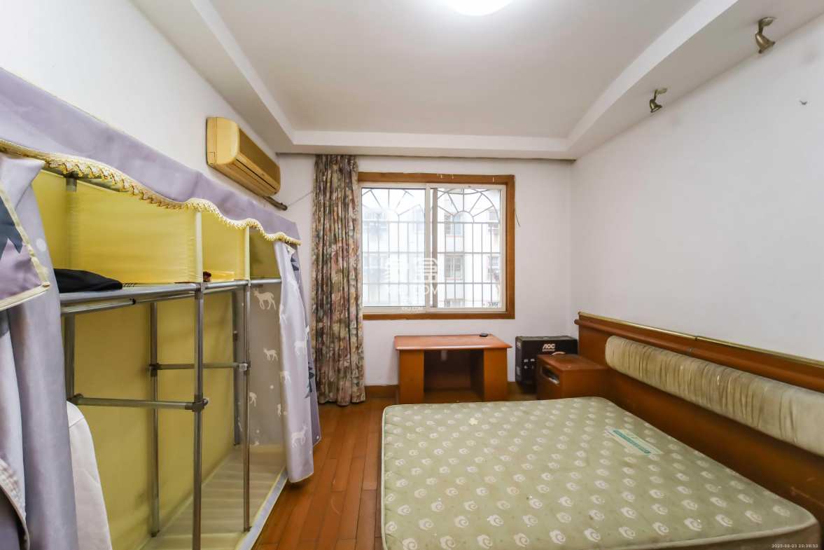 德政园 3室2厅1卫 1900.0元/月 德政园 3室2厅1卫 1900.0元/月室内图