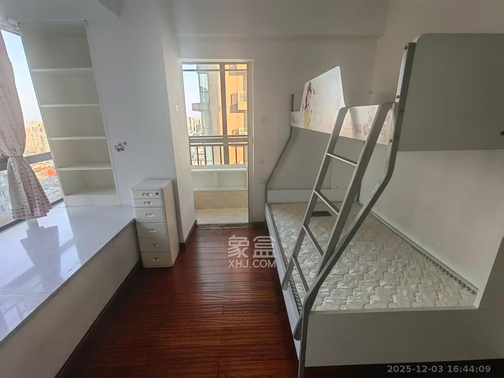 万博汇  3室2厅1卫    2800.0元/月室内图