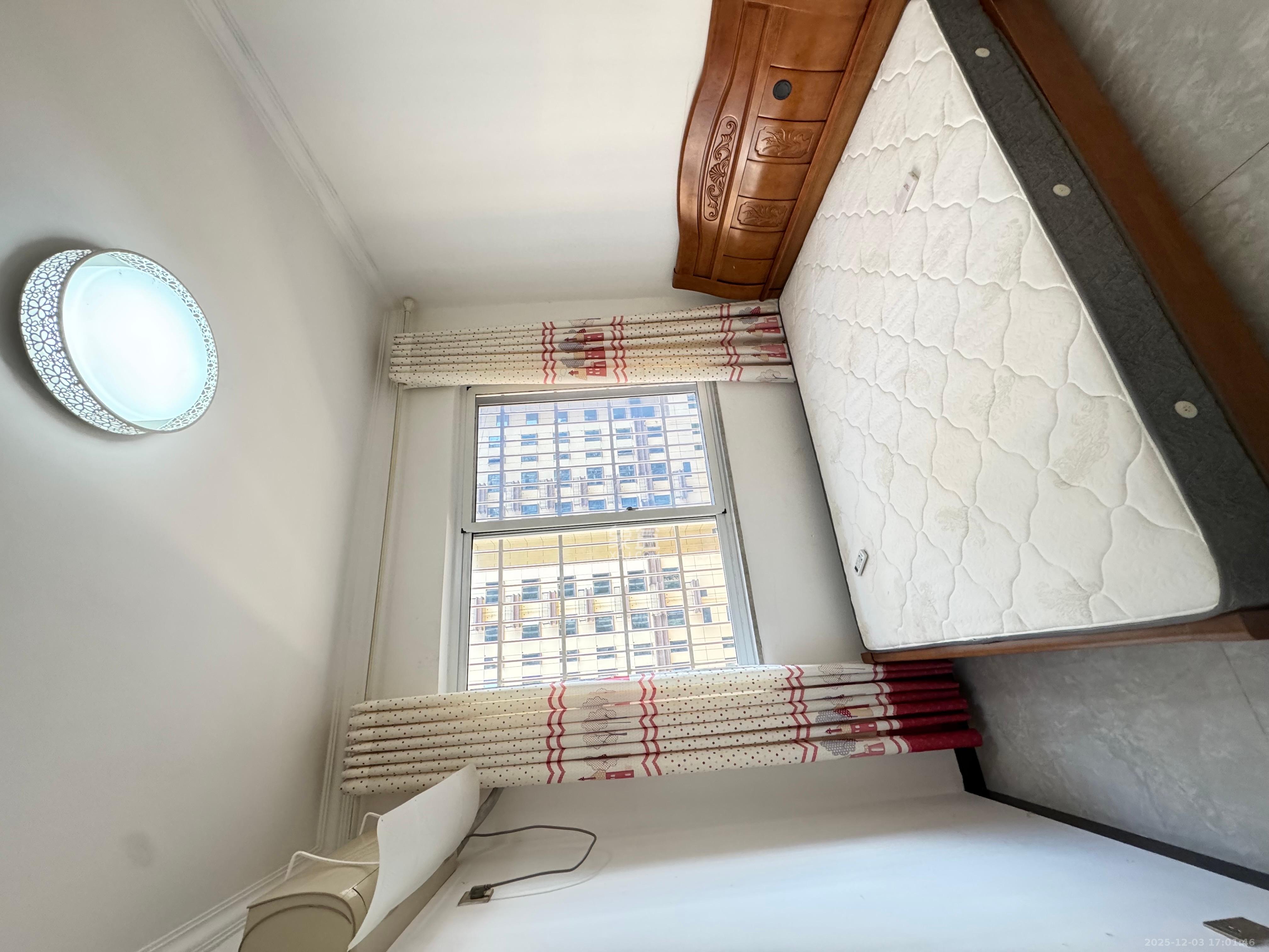 星城新宇颐景苑 3室2厅1卫 2600.0元/月 星城新宇颐景苑 3室2厅1卫 2600.0元/月室内图