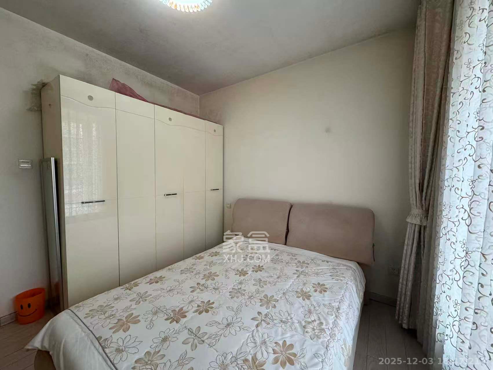 金碧文华  2室2厅1卫    1900.0元/月室内图