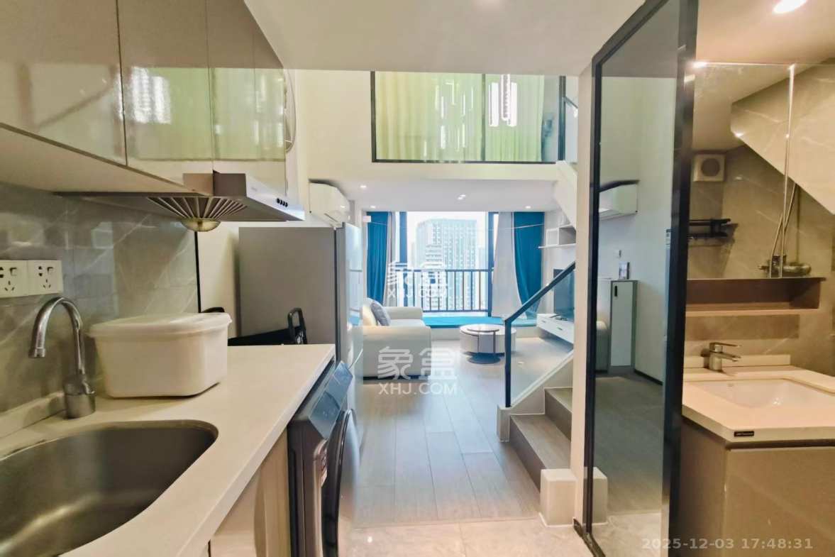 中一鲲出(鲲鹏府) 2室2厅1卫 2400.0元/月 中一鲲出(鲲鹏府) 2室2厅1卫 2400.0元/月室内图