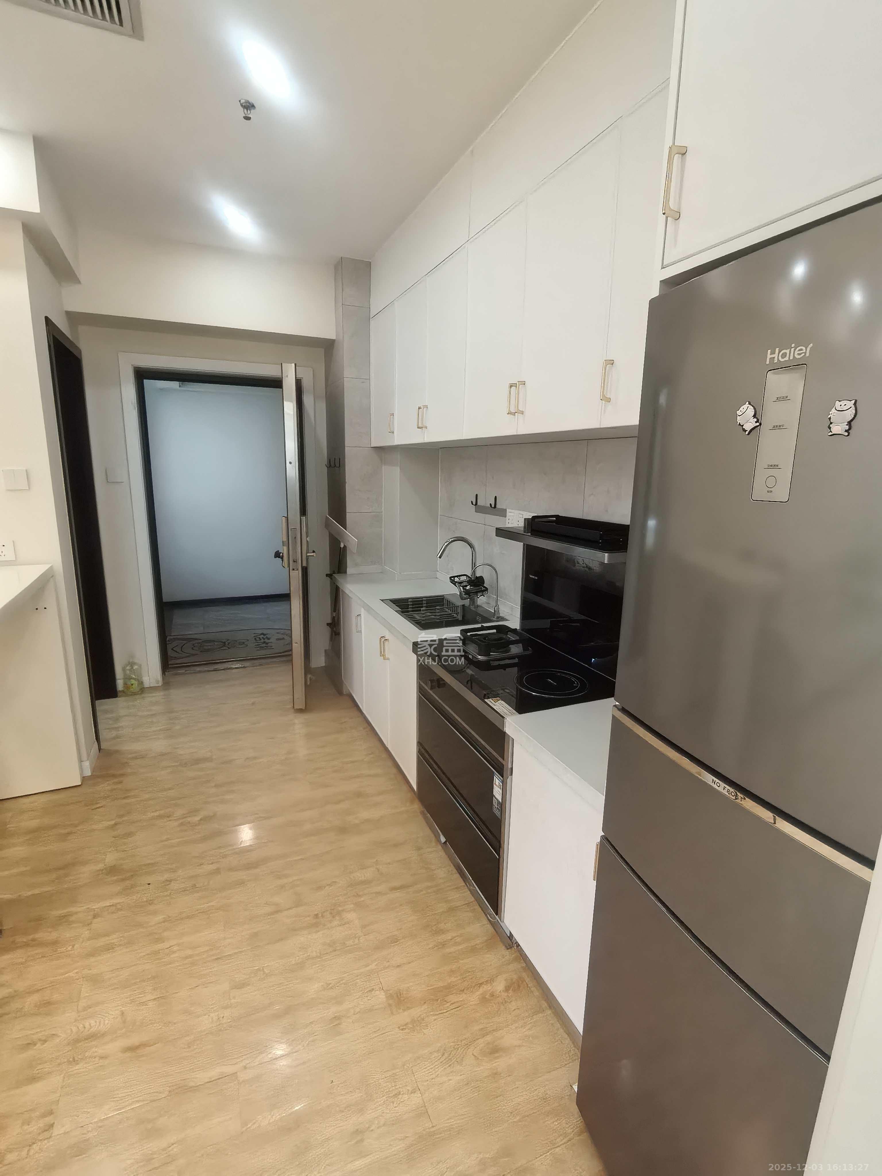 梅溪湖金茂湾  1室1厅1卫    2100.0元/月室内图