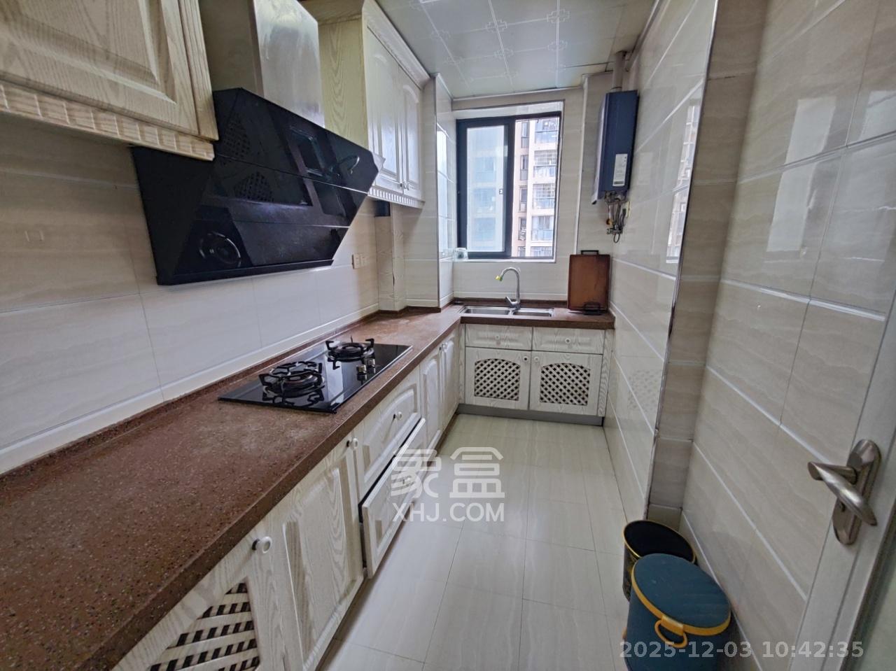 锦湘国际星城三期（锦绣苑）  2室1厅1卫    2400.0元/月室内图