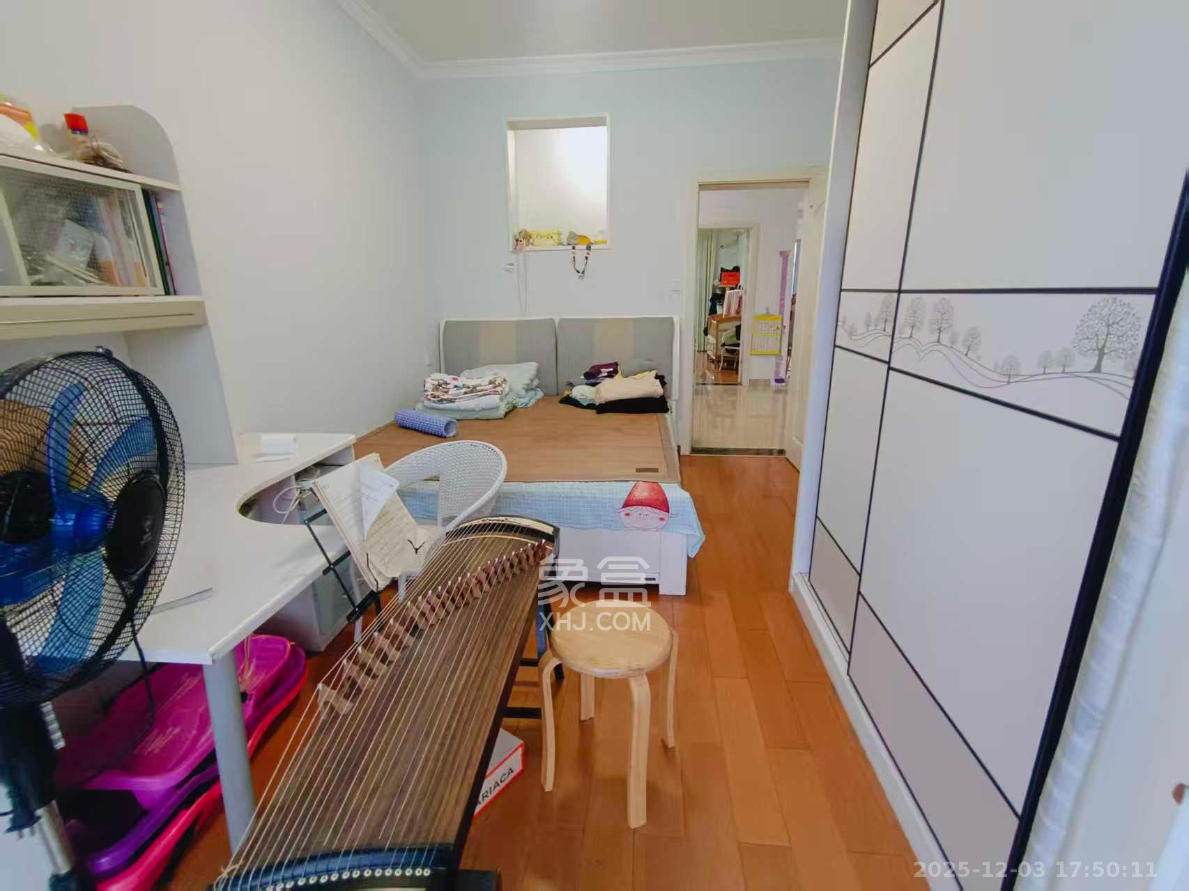 阳光100二期 3室2厅1卫 2500.0元/月 阳光100二期 3室2厅1卫 2500.0元/月室内图