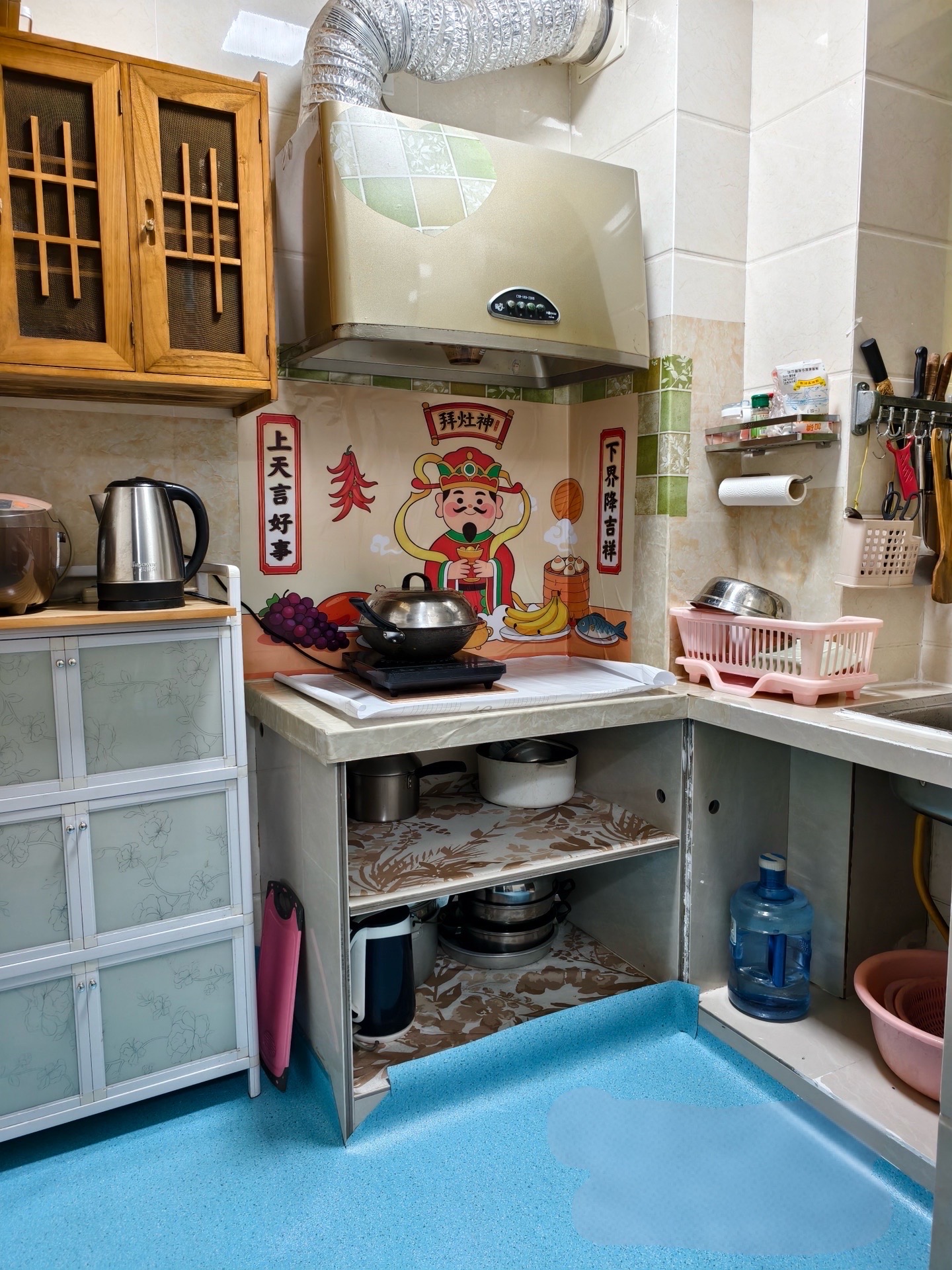 滨海新城二区(B09地块) 1室2厅1卫 2500.0元/月 滨海新城二区(B09地块) 1室2厅1卫 2500.0元/月室内图